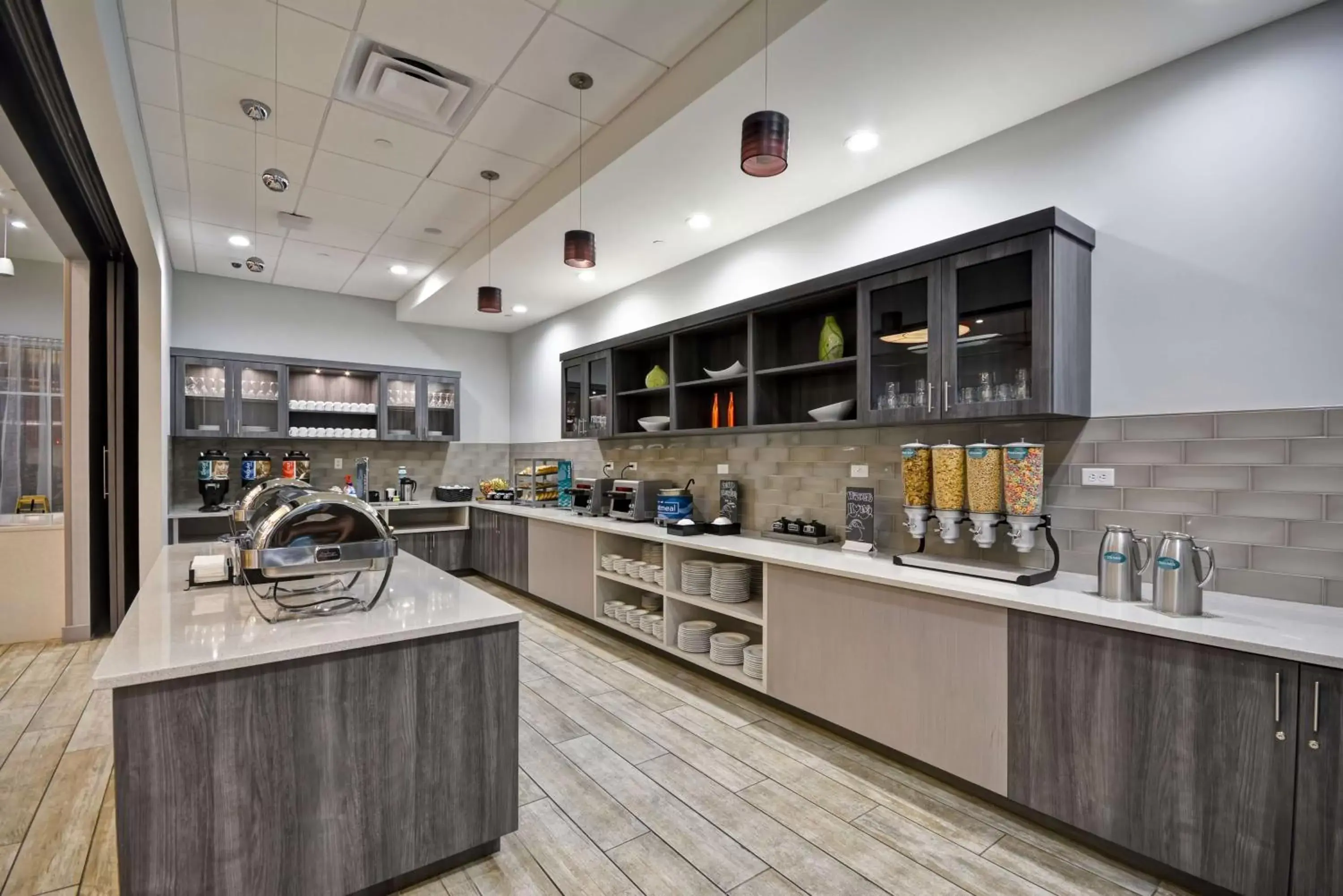 Dining area, Kitchen/Kitchenette in Homewood Suites by Hilton Orlando Theme Parks