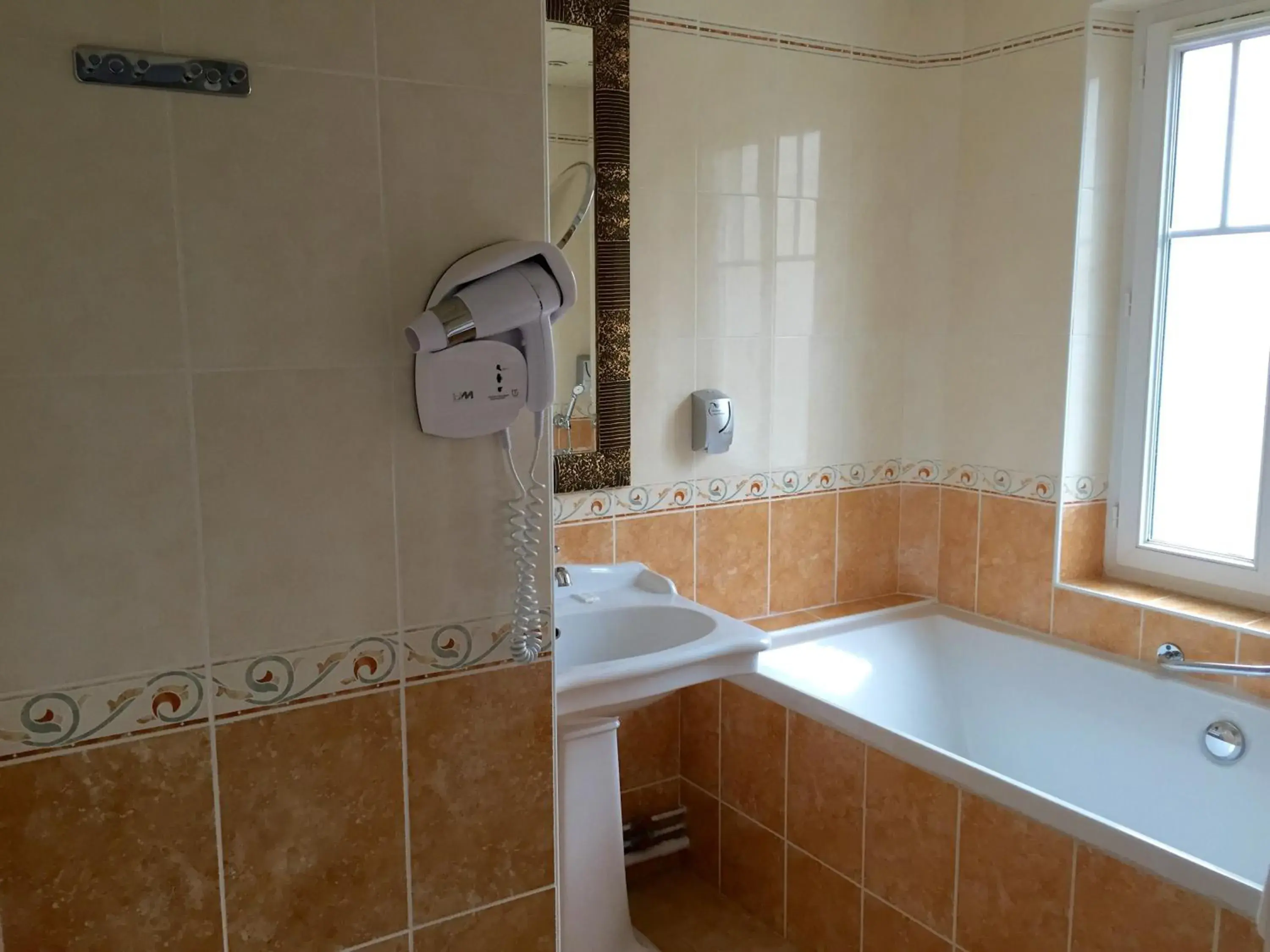 Bathroom in Hotel de Normandie