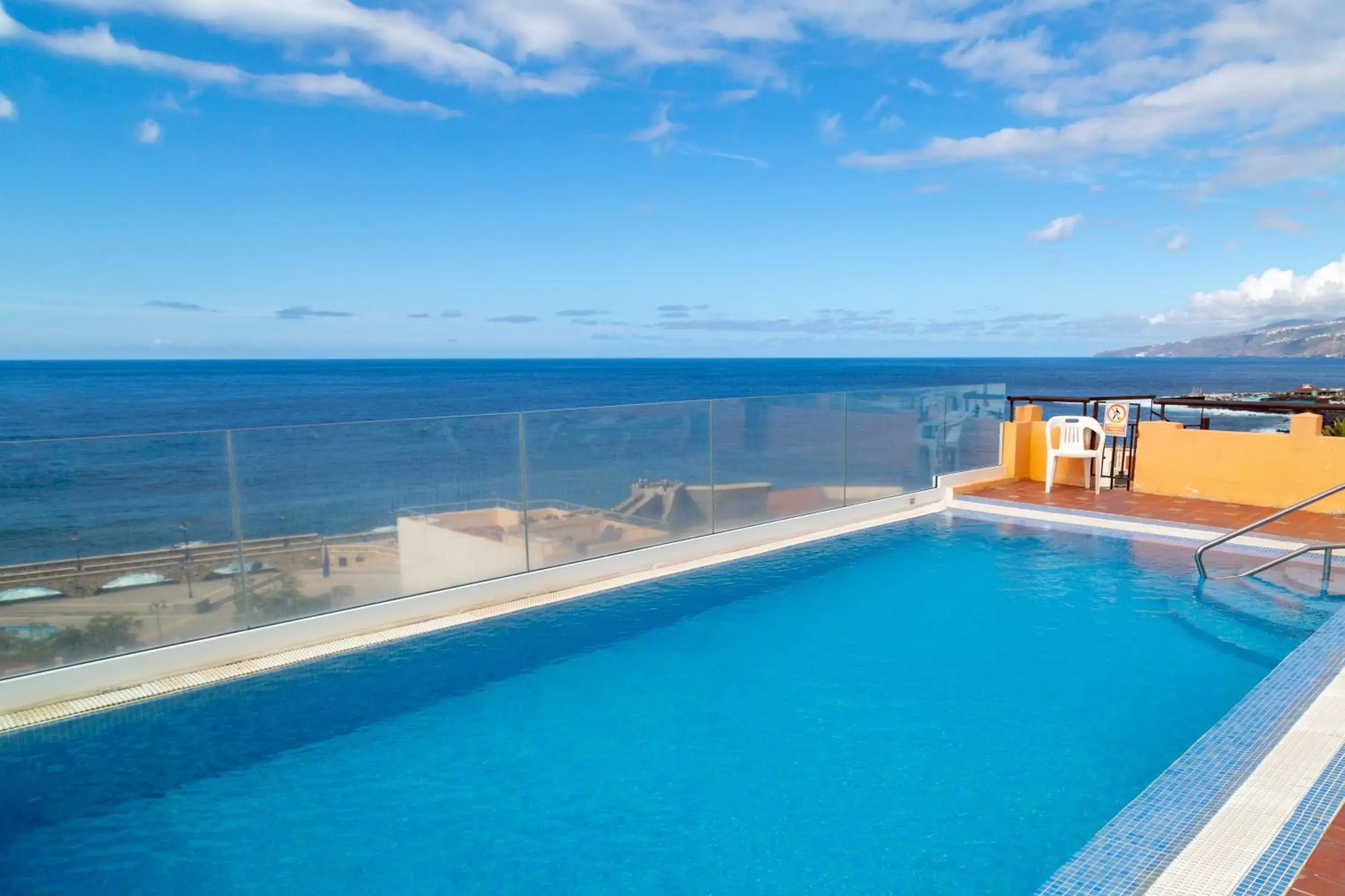 Sea view, Swimming Pool in Hotel Marquesa