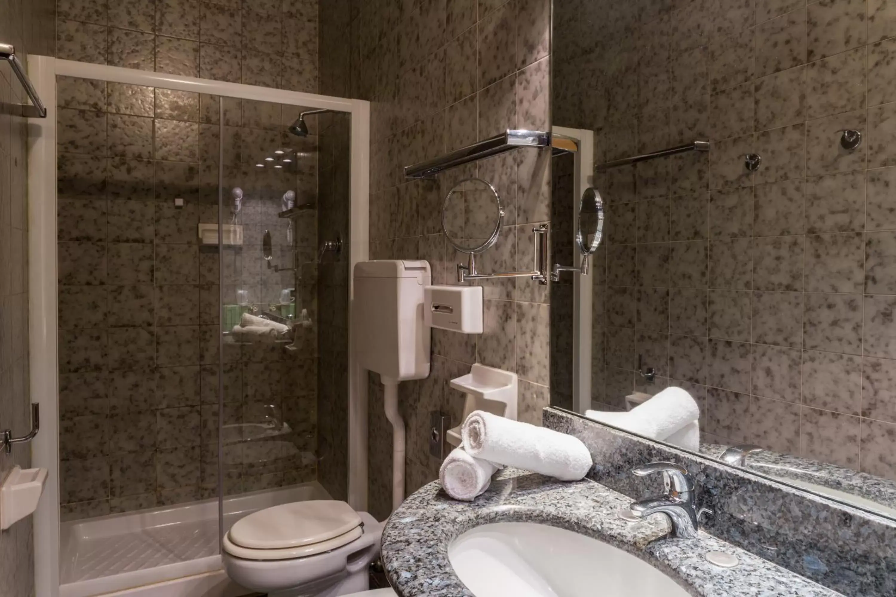 Bathroom in Hotel Torino Royal