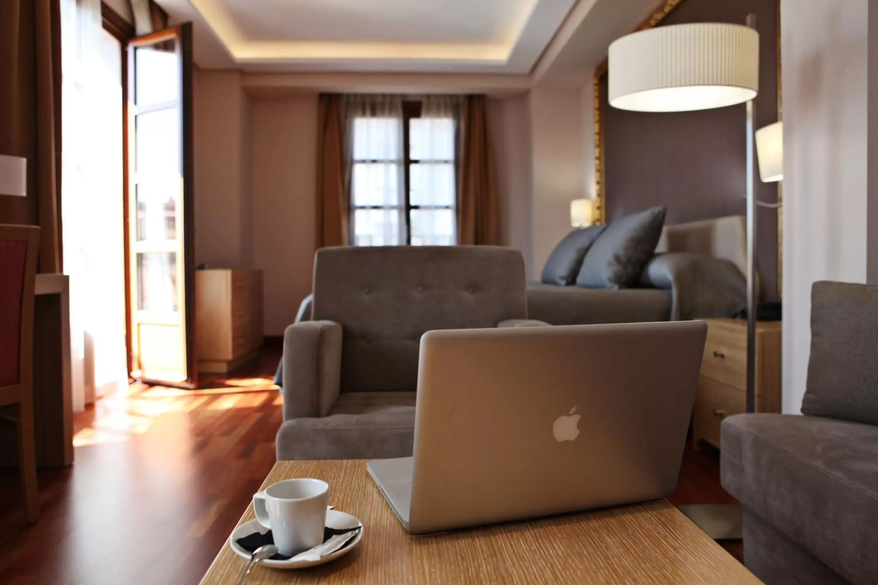 Deluxe King Room in Casa Consistorial Deluxe King Room in Casa Consistorial