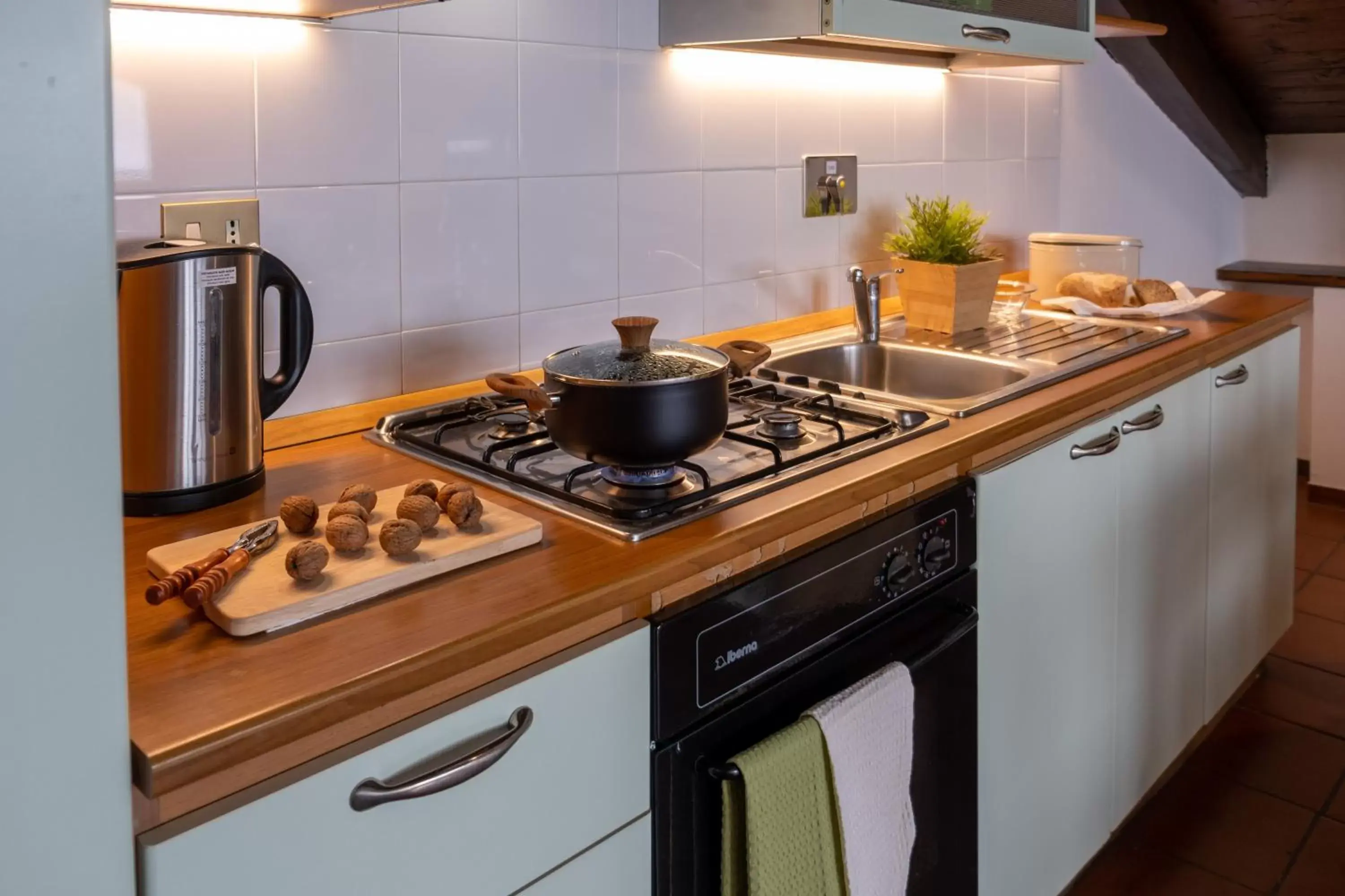 Kitchen/Kitchenette in Residence Ferraud