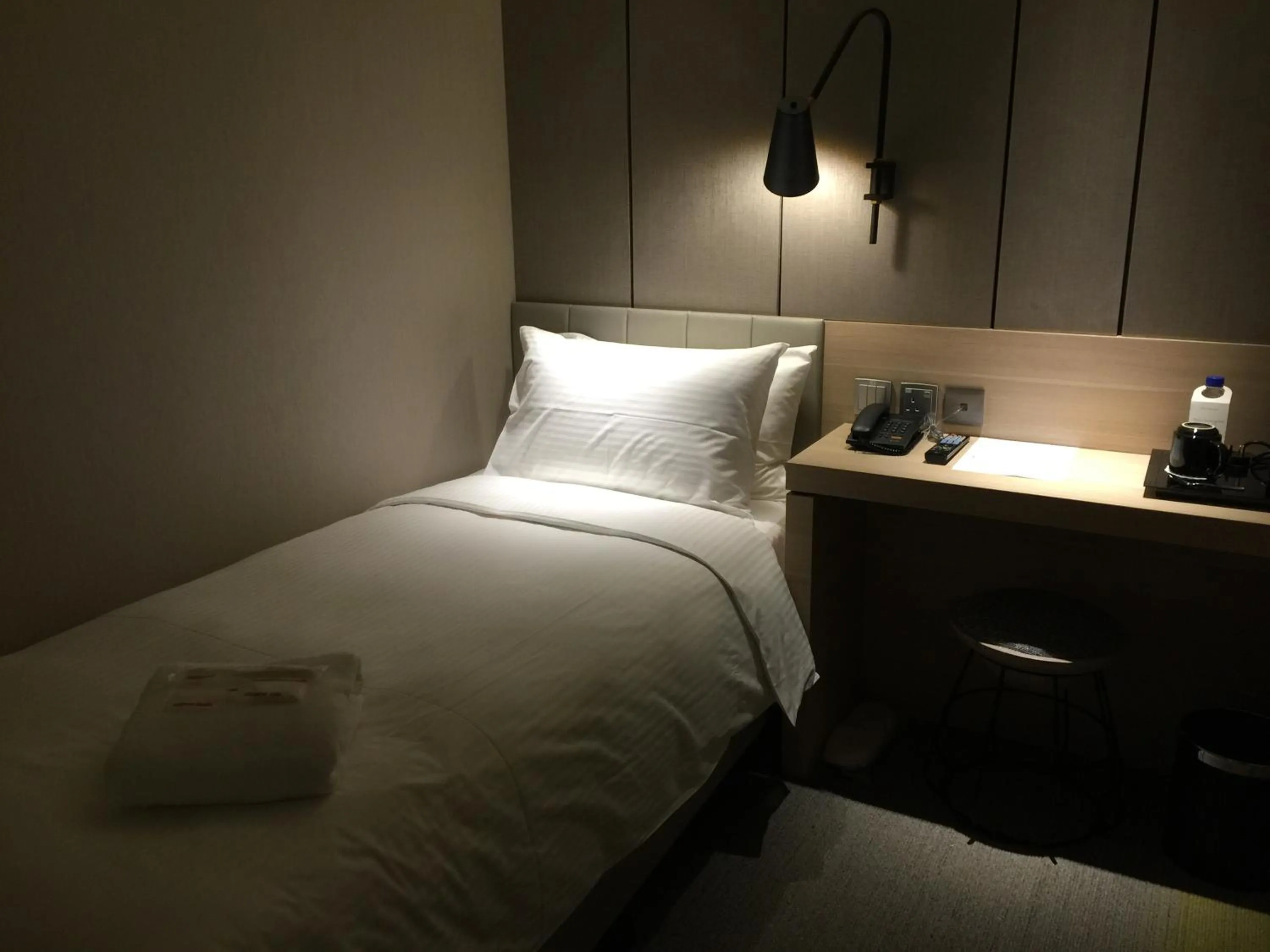 Bed in Aerotel Singapore - Transit Hotel in Terminal 1