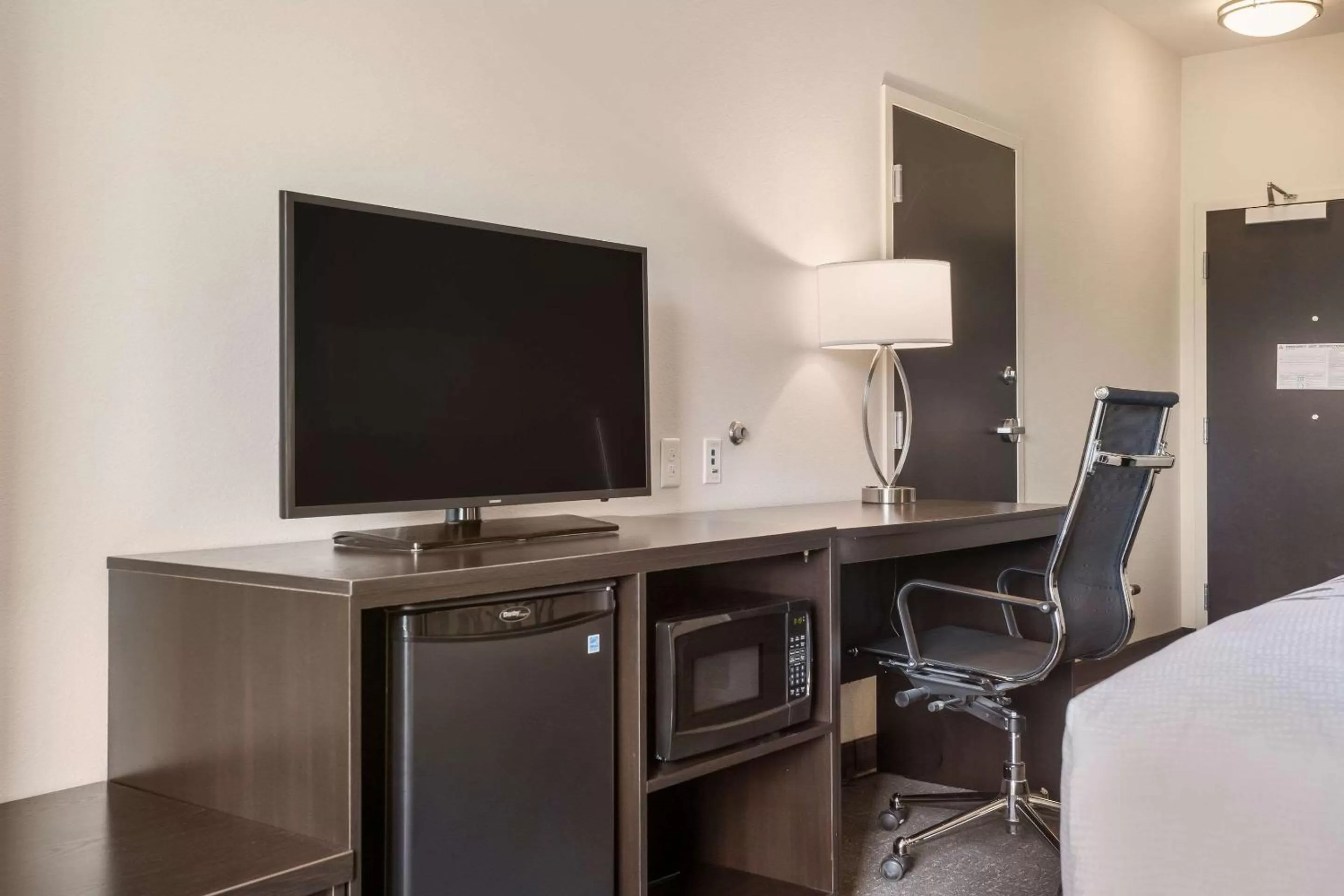 Photo of the whole room in Sleep Inn & Suites Webb City