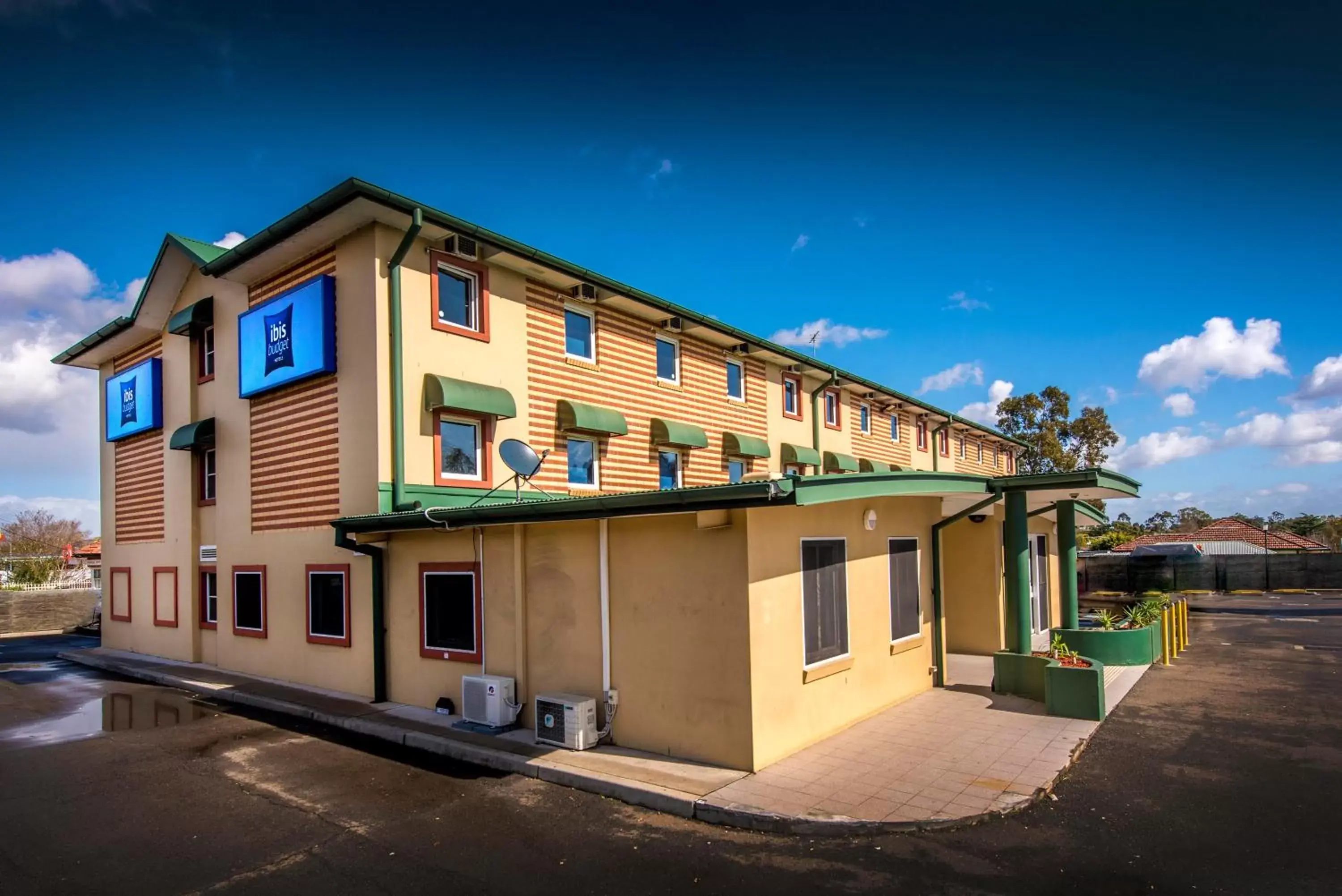 Property Building in Ibis Budget - Casula Liverpool