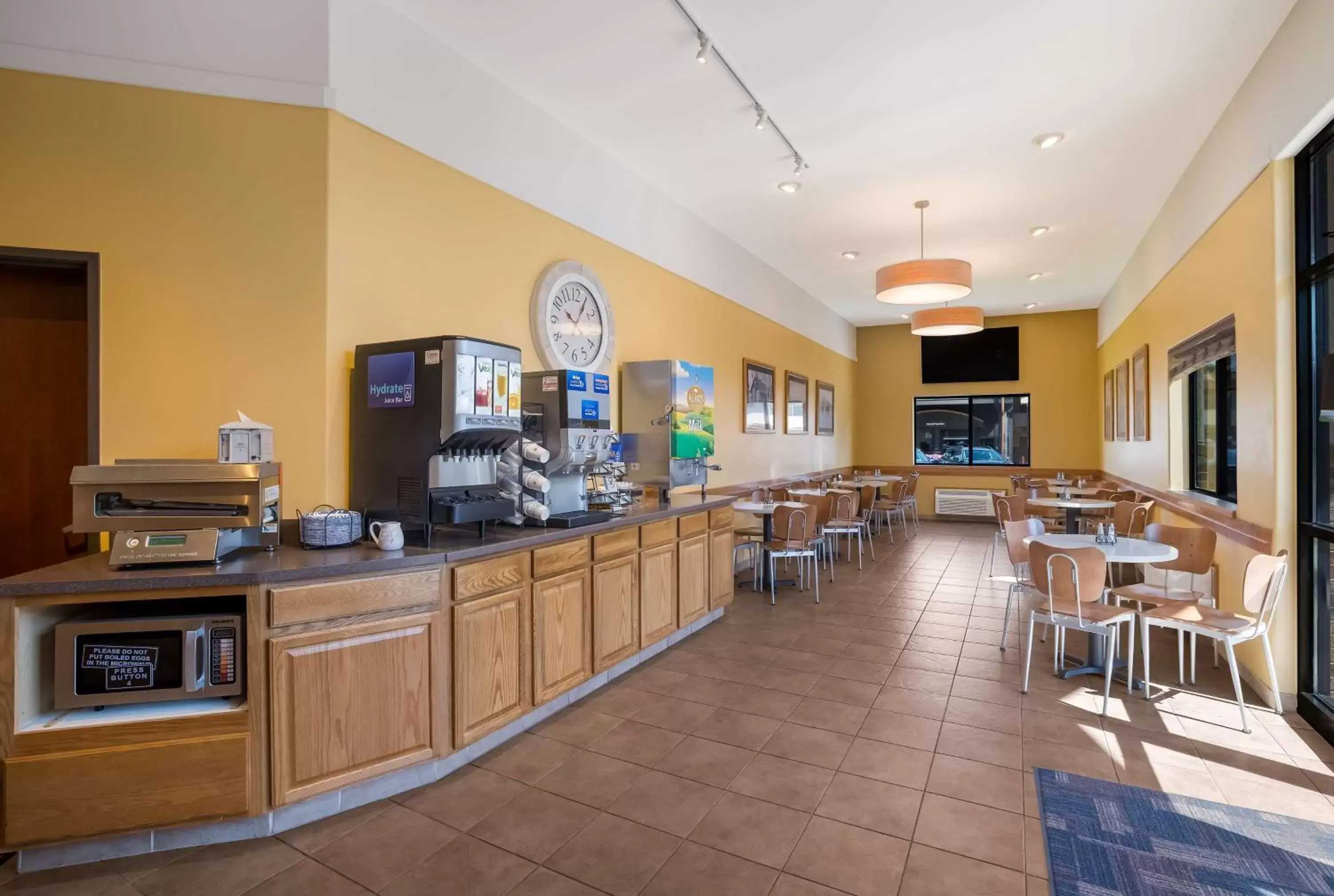 Restaurant/Places to Eat in Best Western Plains Motel