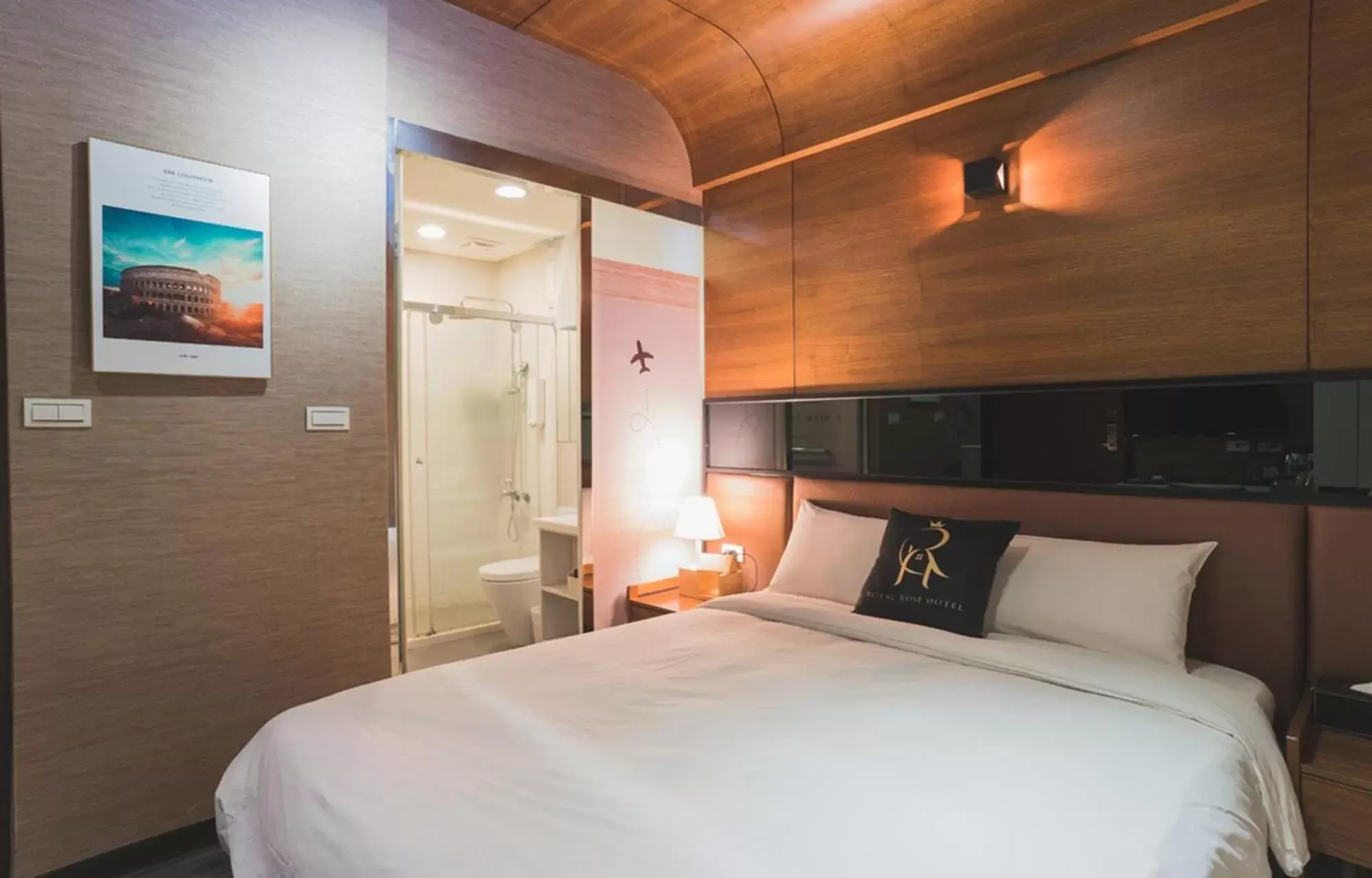 Photo of the whole room, Bed in Royal Rose Hotel Taipei Station Photo of the whole room, Bed in Royal Rose Hotel Taipei Station