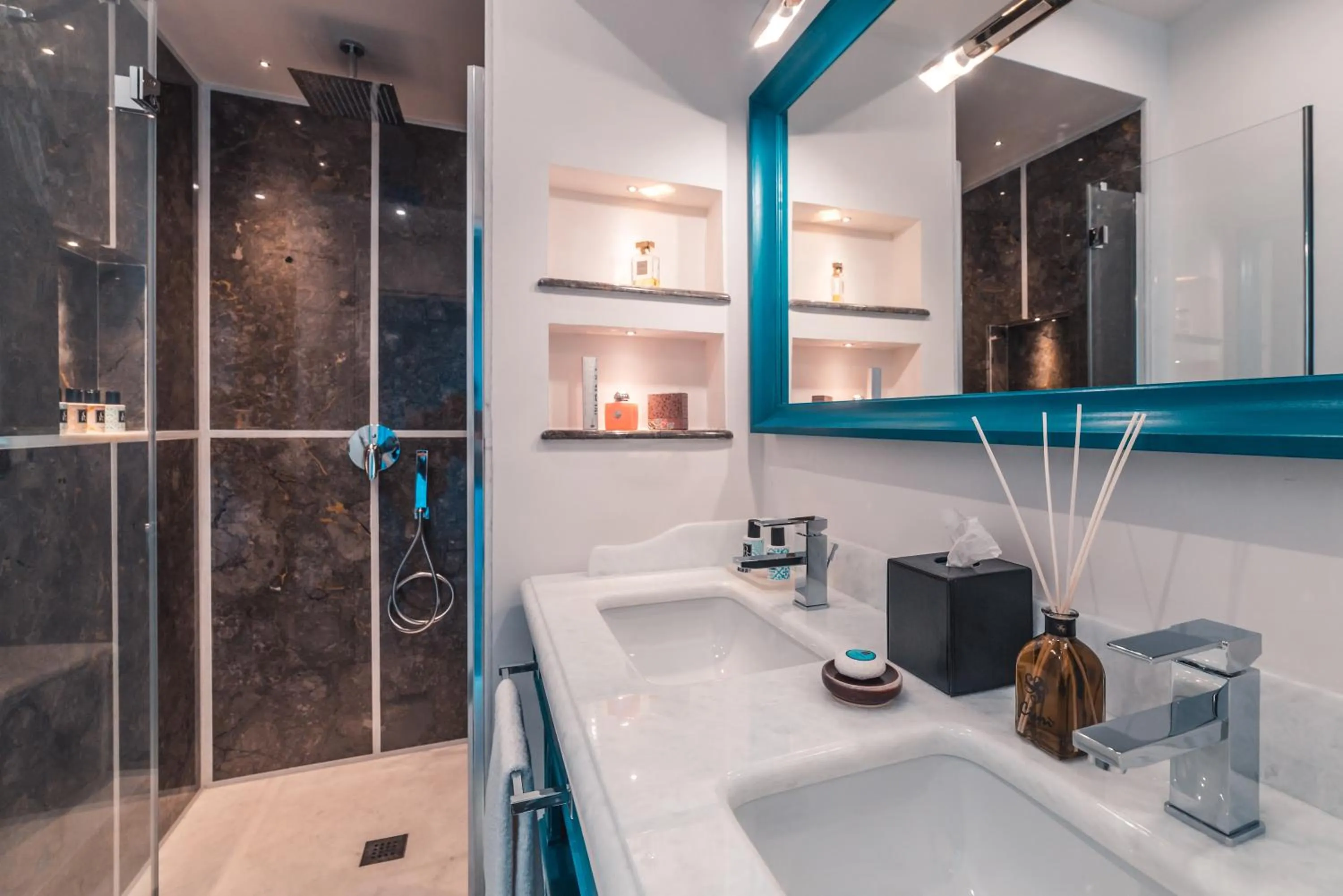 Shower in Hotel Villa Ducale