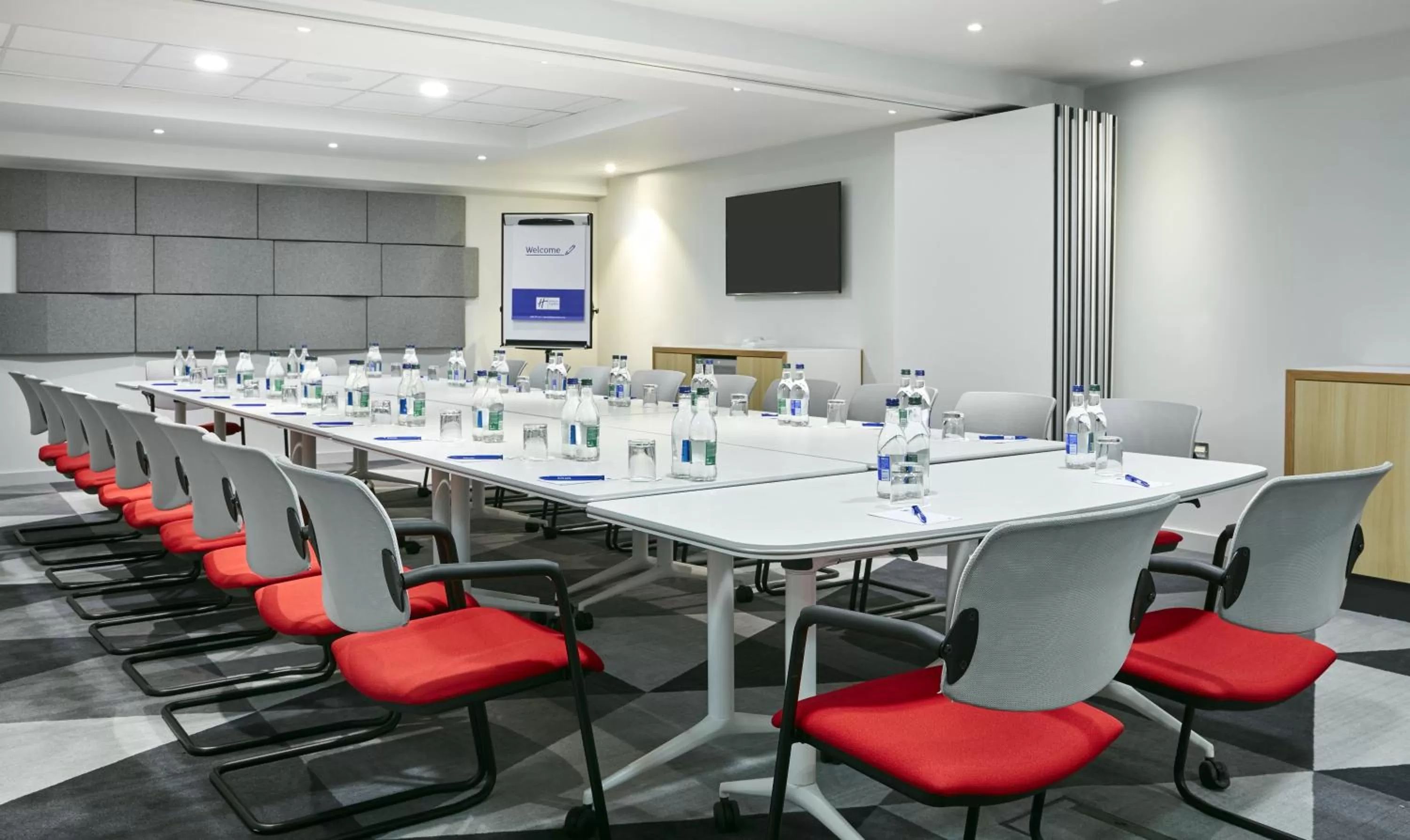Meeting/conference room in Holiday Inn Express Dublin City Centre by IHG