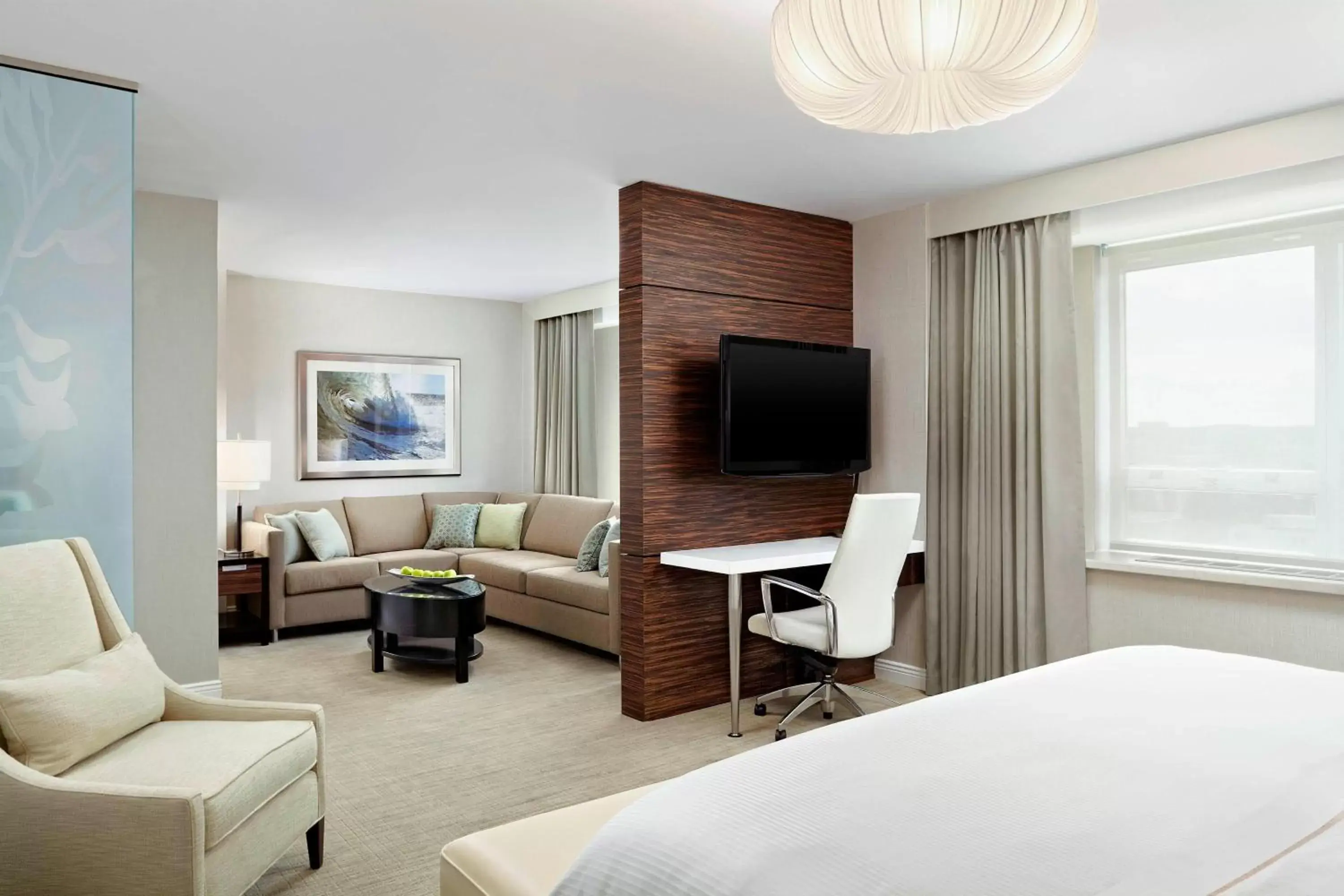 Bedroom, TV/Entertainment Center in The Westin Nova Scotian