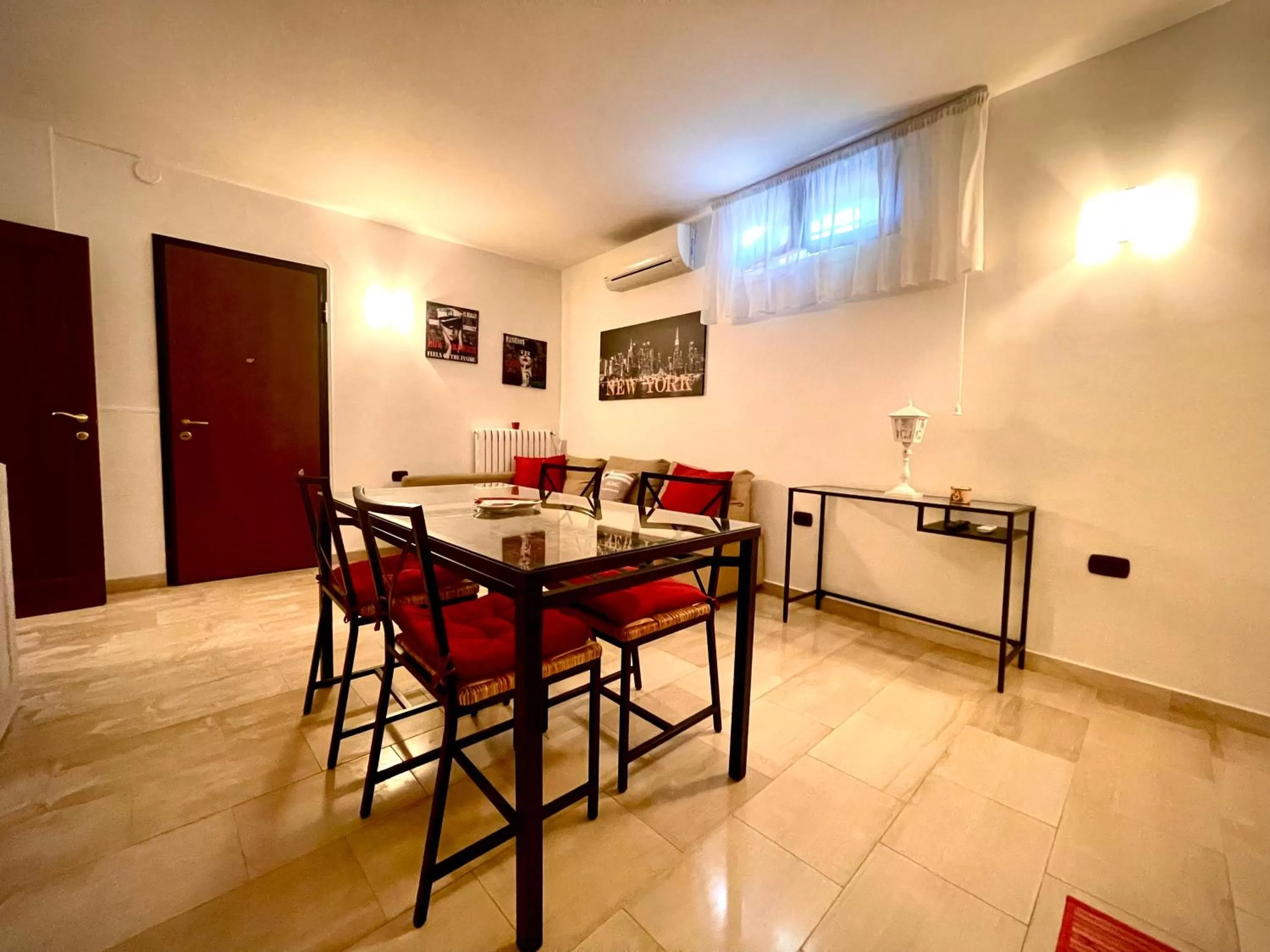 Dining Area in Villa Pignatelli