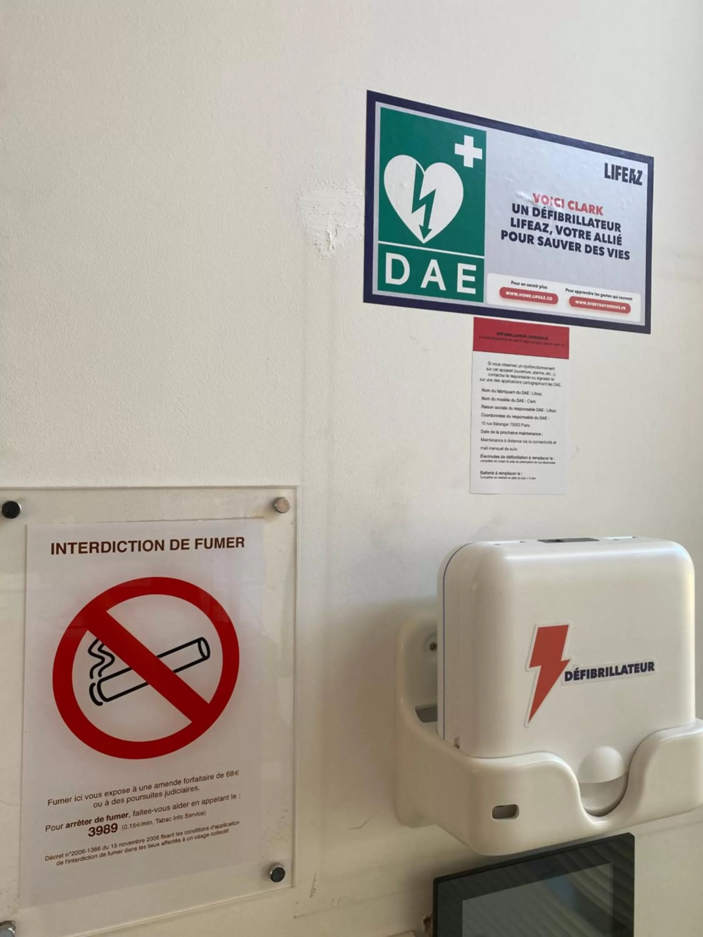 Lobby or reception in Kyriad Montpellier Aéroport - Gare Sud de France