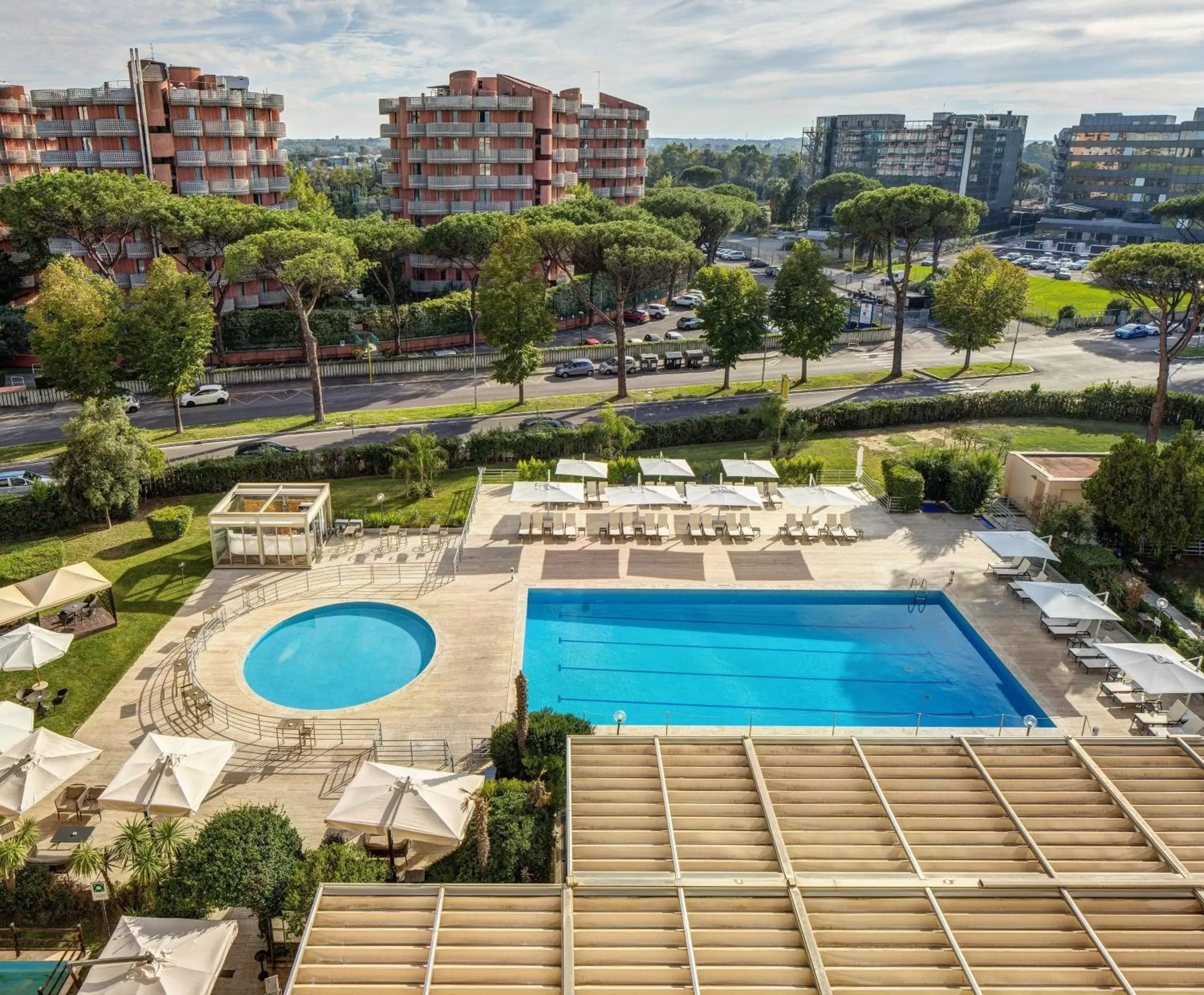 Property building, Pool View in Holiday Inn Rome - Eur Parco Dei Medici, an IHG Hotel