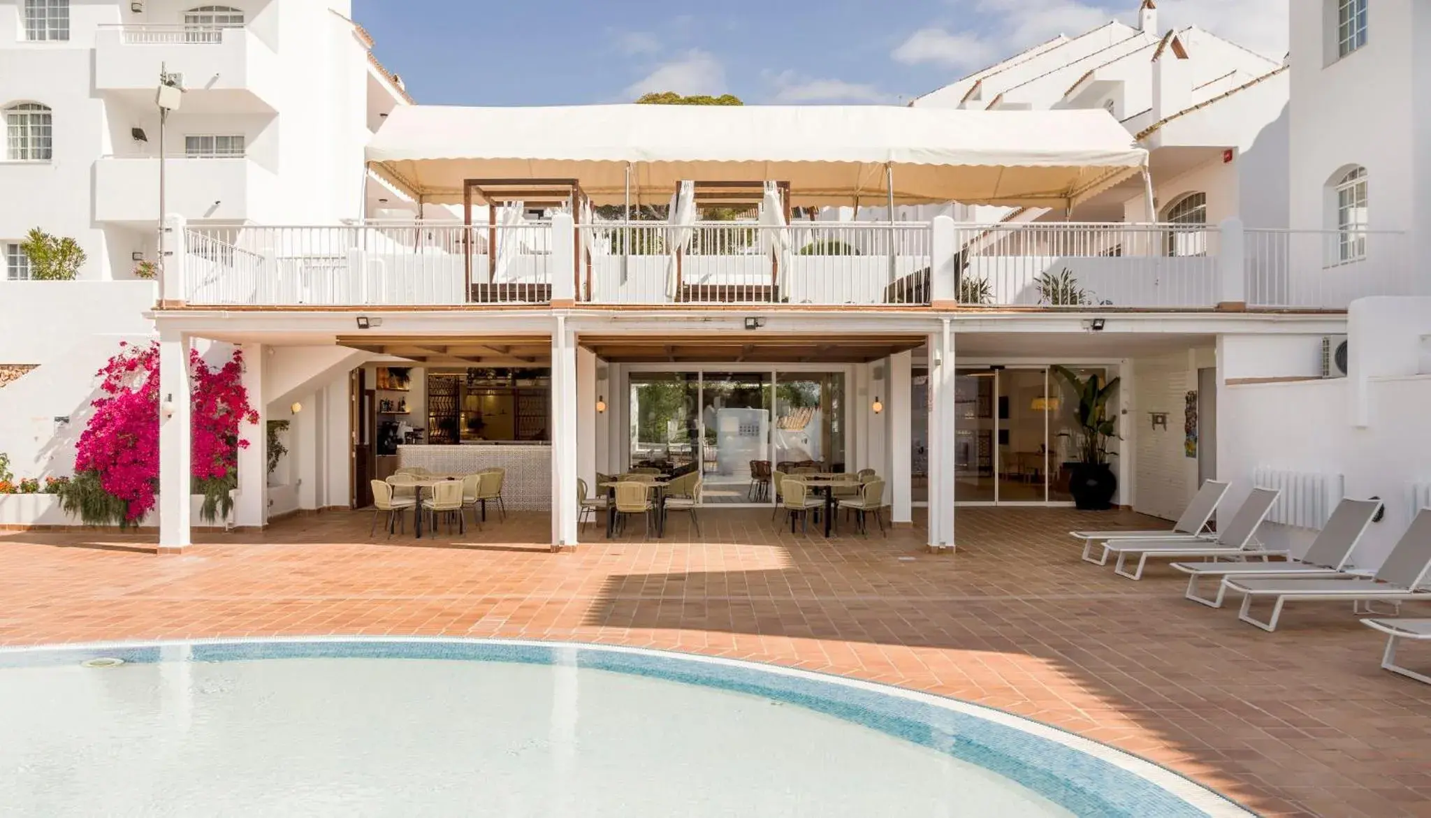 Balcony/Terrace, Swimming Pool in Ilunion Menorca