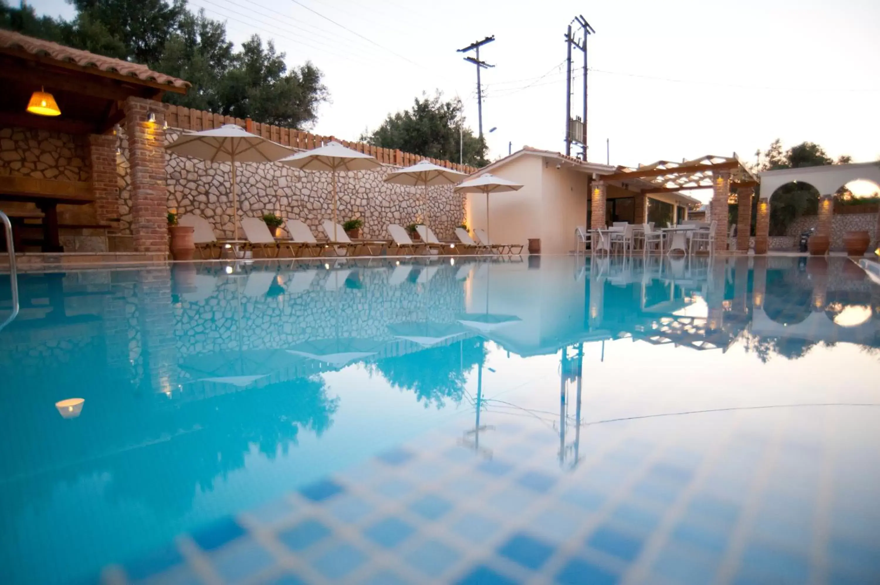Restaurant/places to eat, Swimming Pool in Villa Vita Holidays