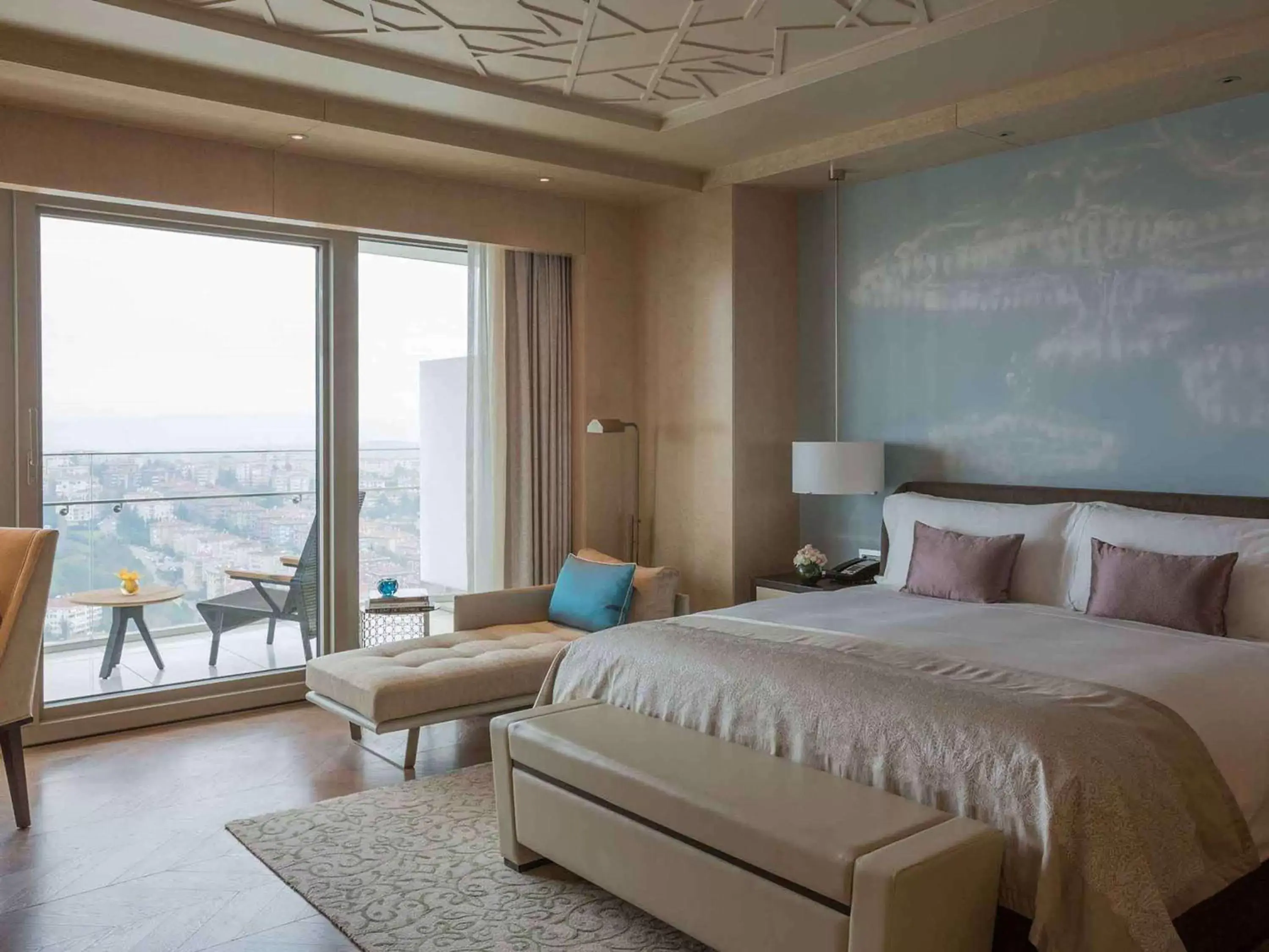 Bedroom, Bed in Raffles Istanbul