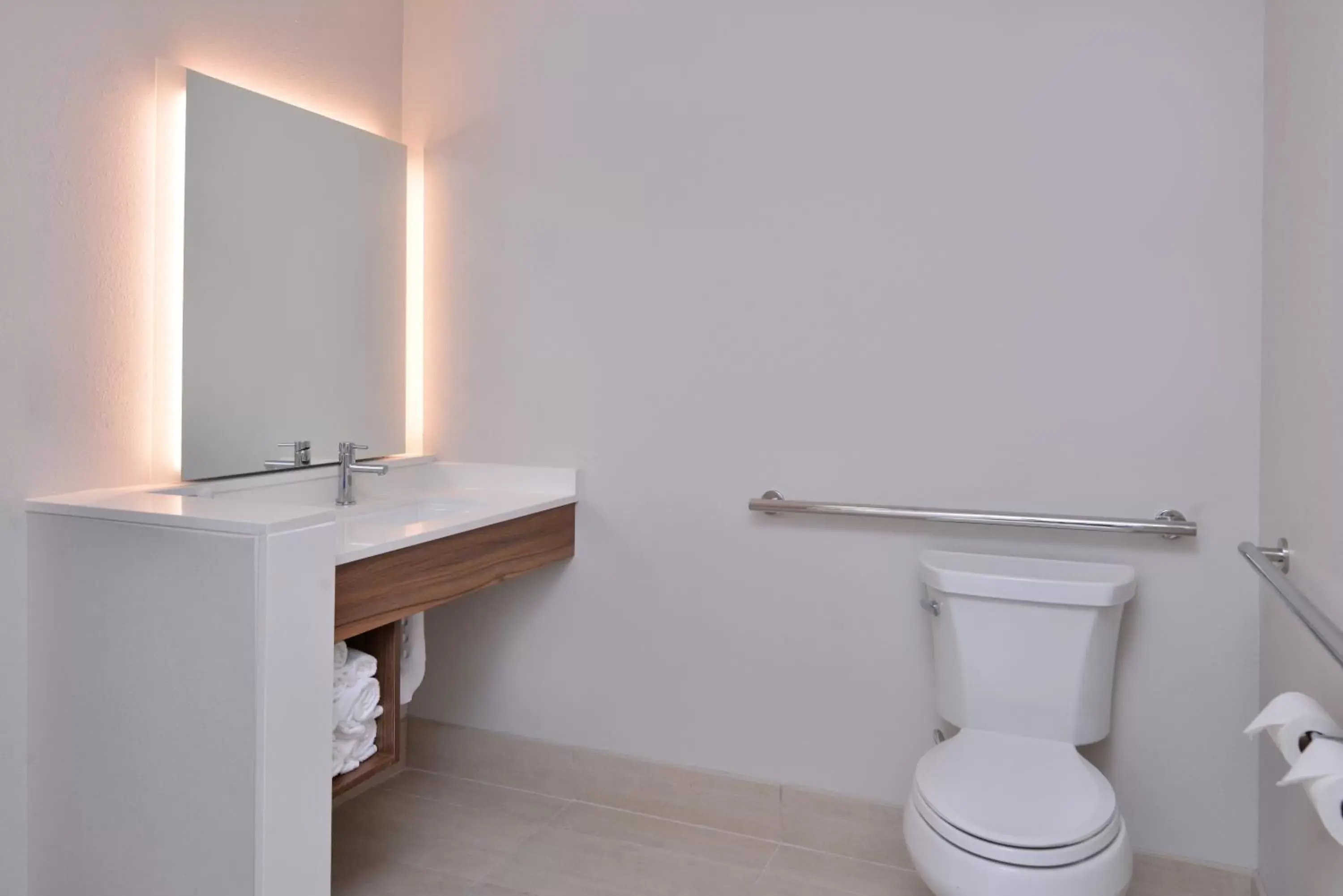 Bathroom in Holiday Inn Express & Suites - Marshalltown, an IHG Hotel