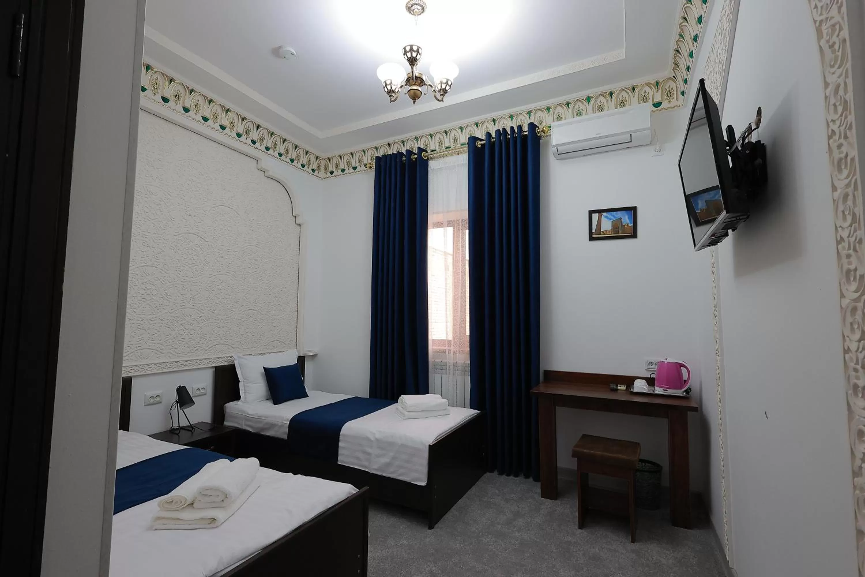 Bed in Jahangir Boutique Bukhara