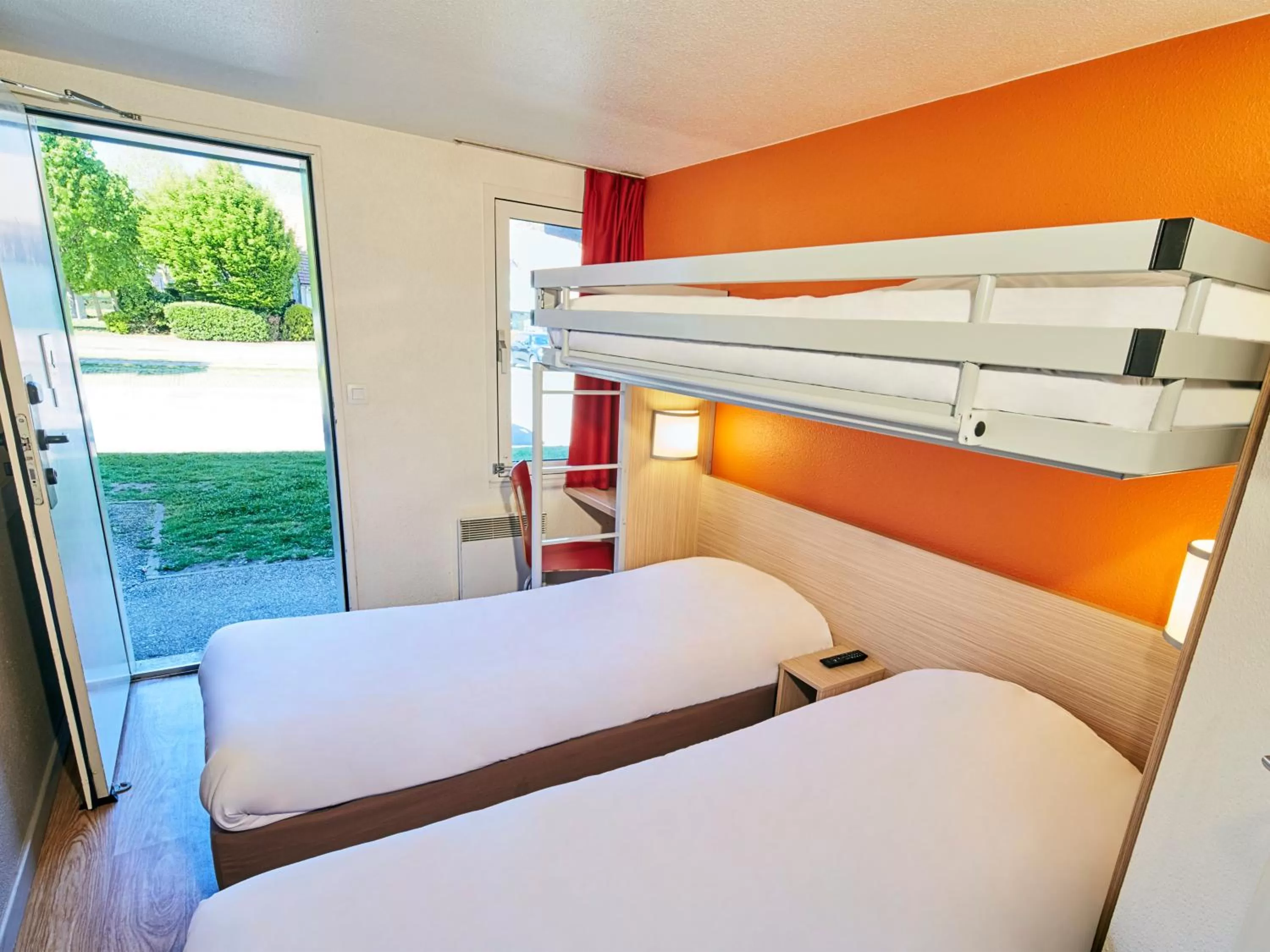 bunk bed, Bed in Première Classe Melun Senart