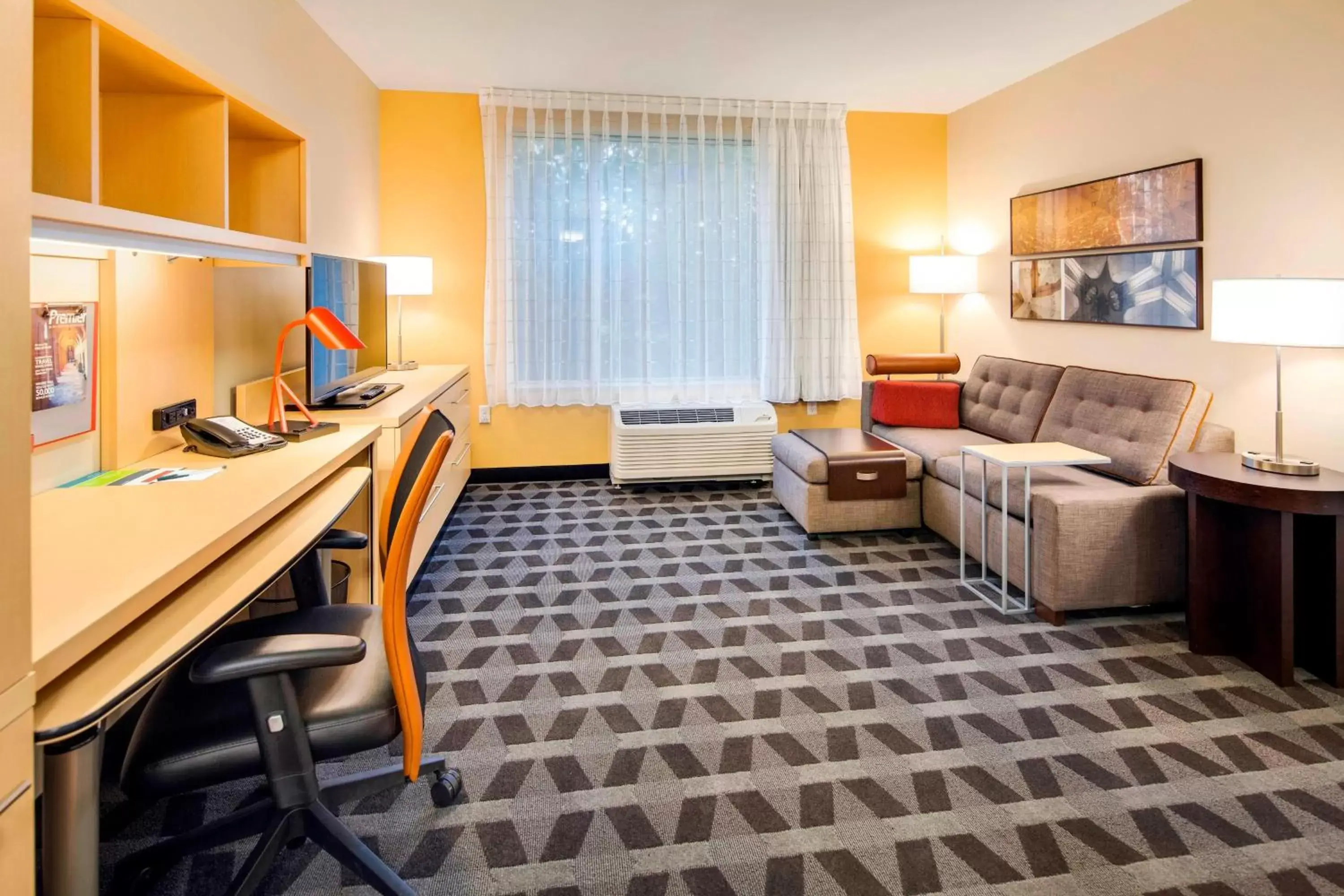 Living room, Seating Area in TownePlace Suites by Marriott Bellingham