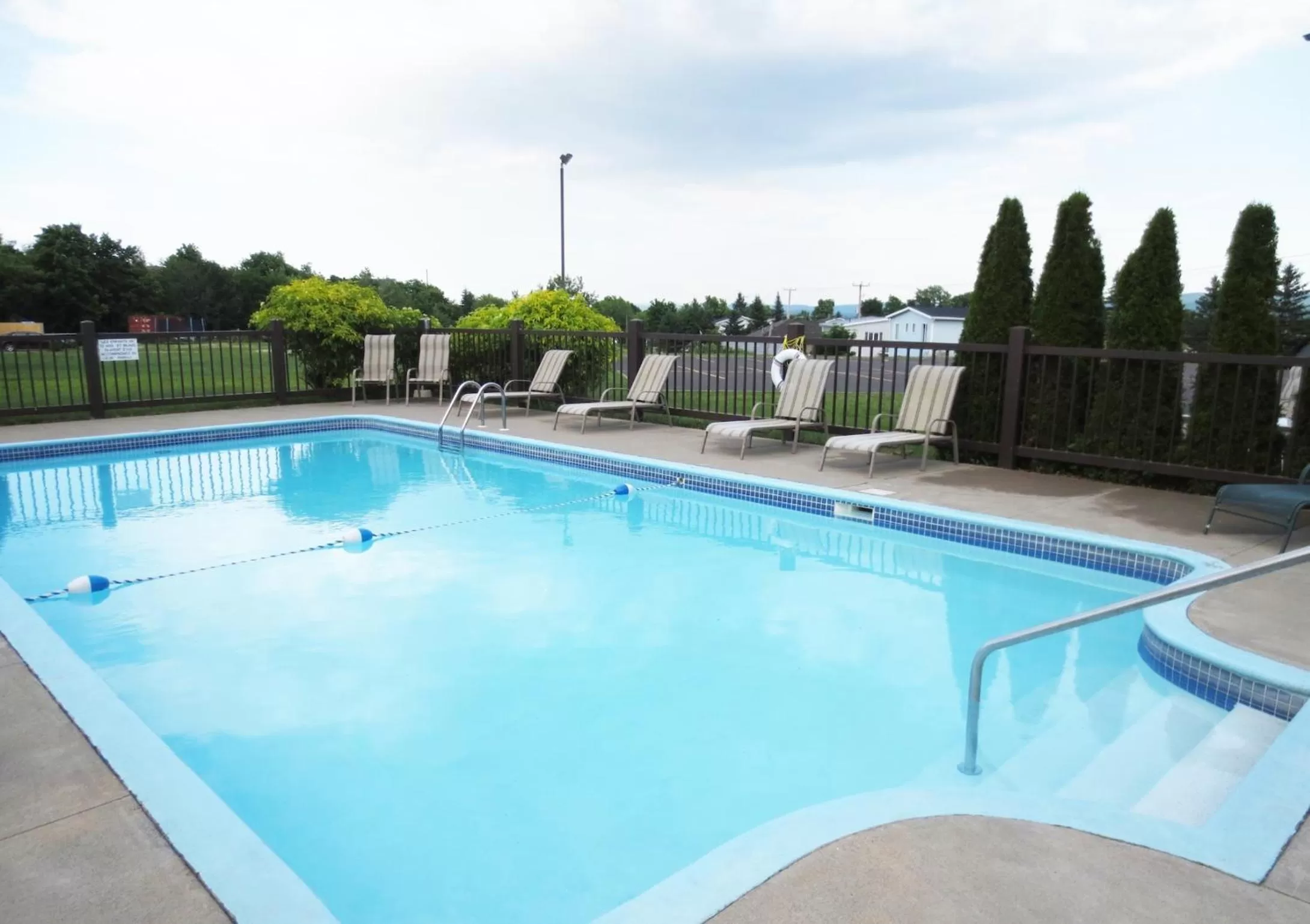 Swimming pool in Days Inn by Wyndham Montmagny