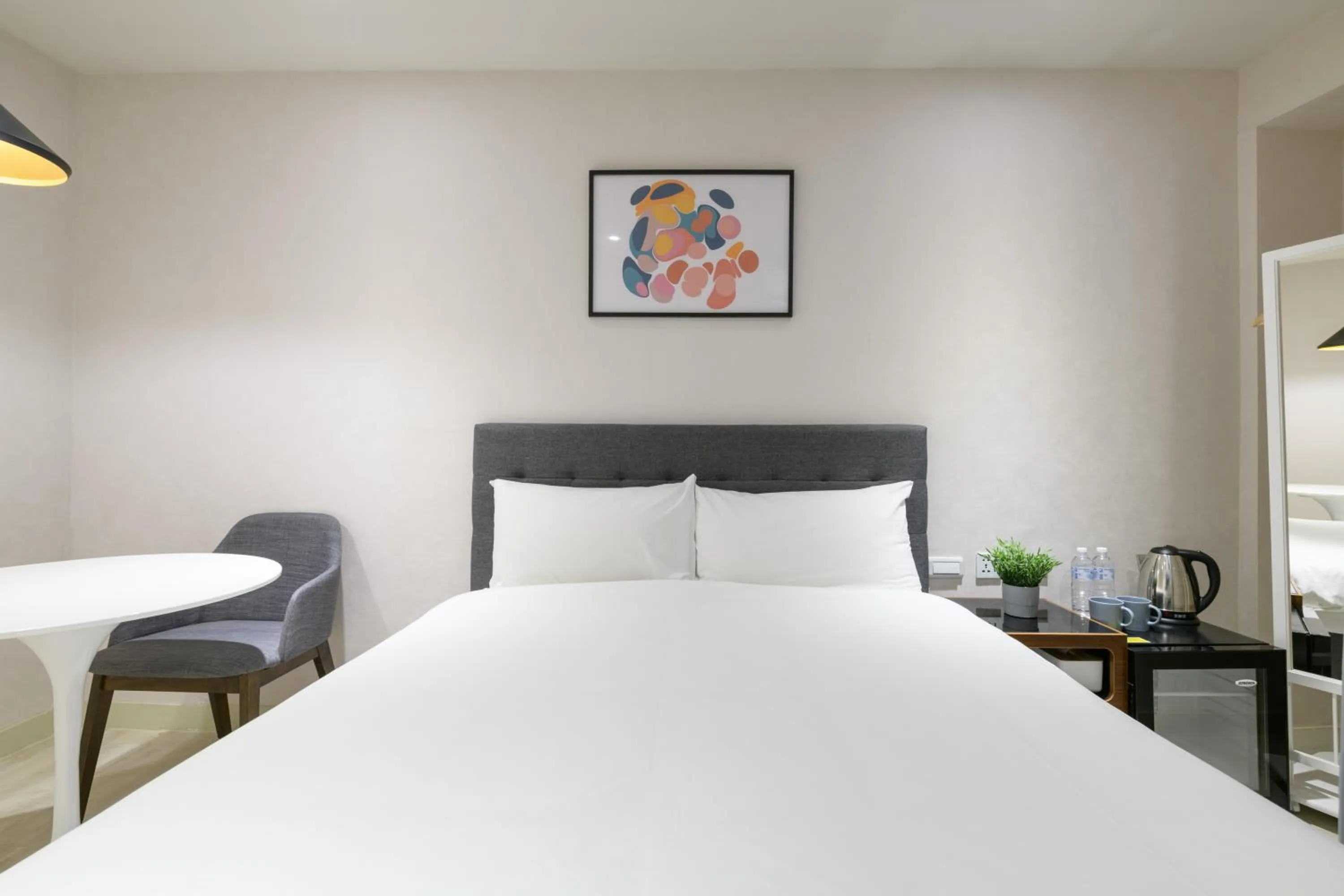 Bed in Members Hotel at Taipei 101