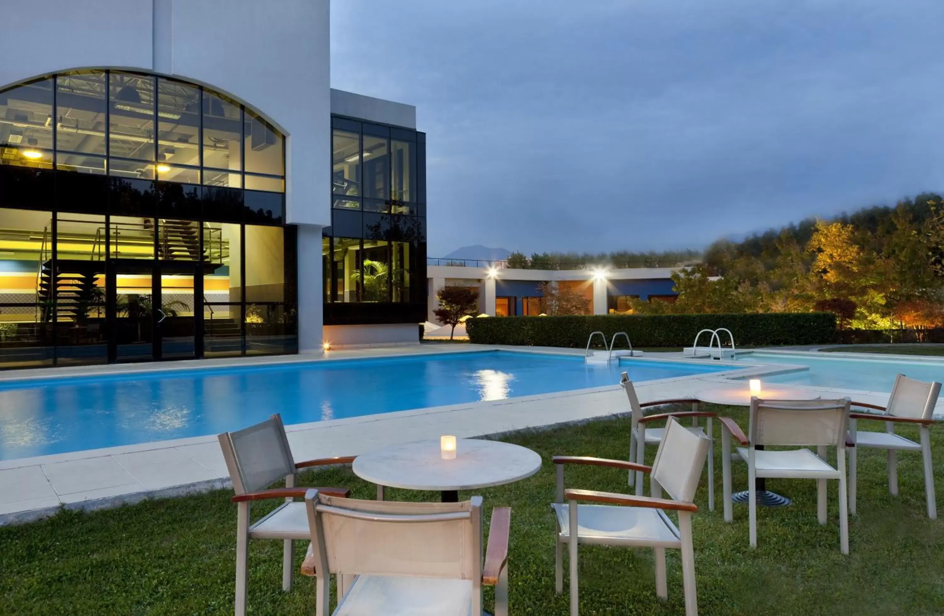 Lounge or bar, Swimming Pool in Mak Albania Hotel