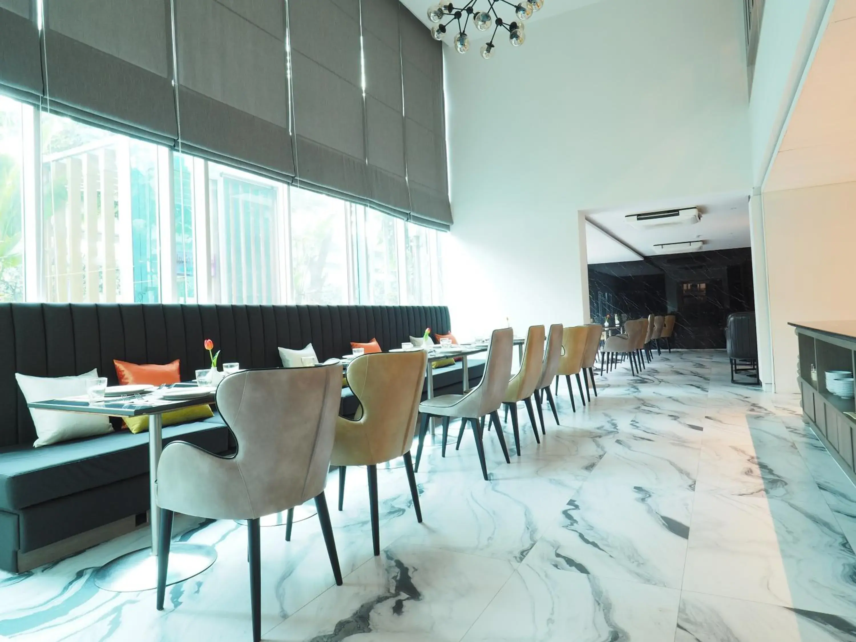 Dining area, Restaurant/Places to Eat in Bella B All Suite Bangkok
