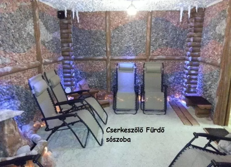 Spa and wellness centre/facilities in Royal Hotel