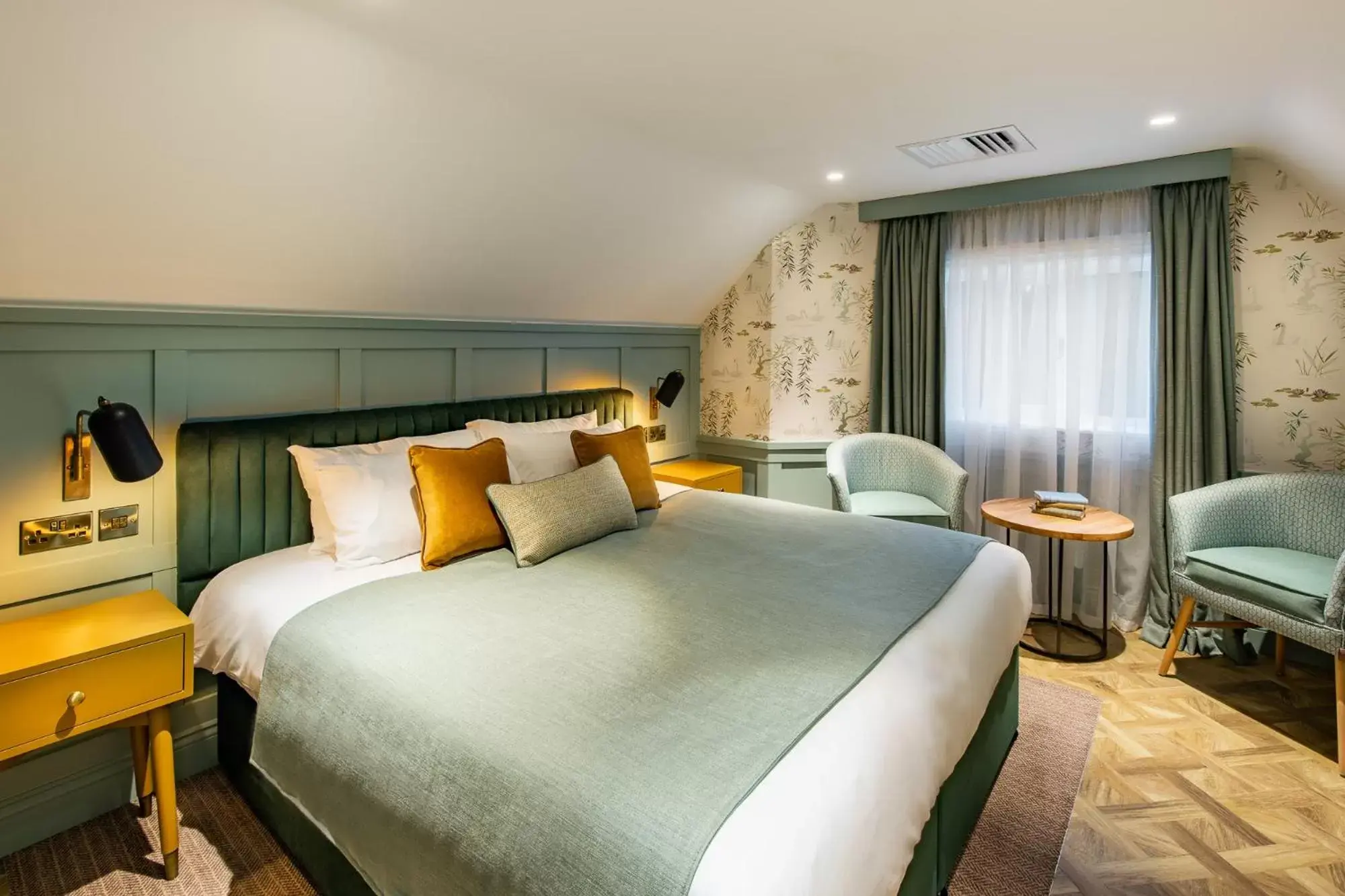 Bedroom, Bed in The Springs Resort & Golf Club