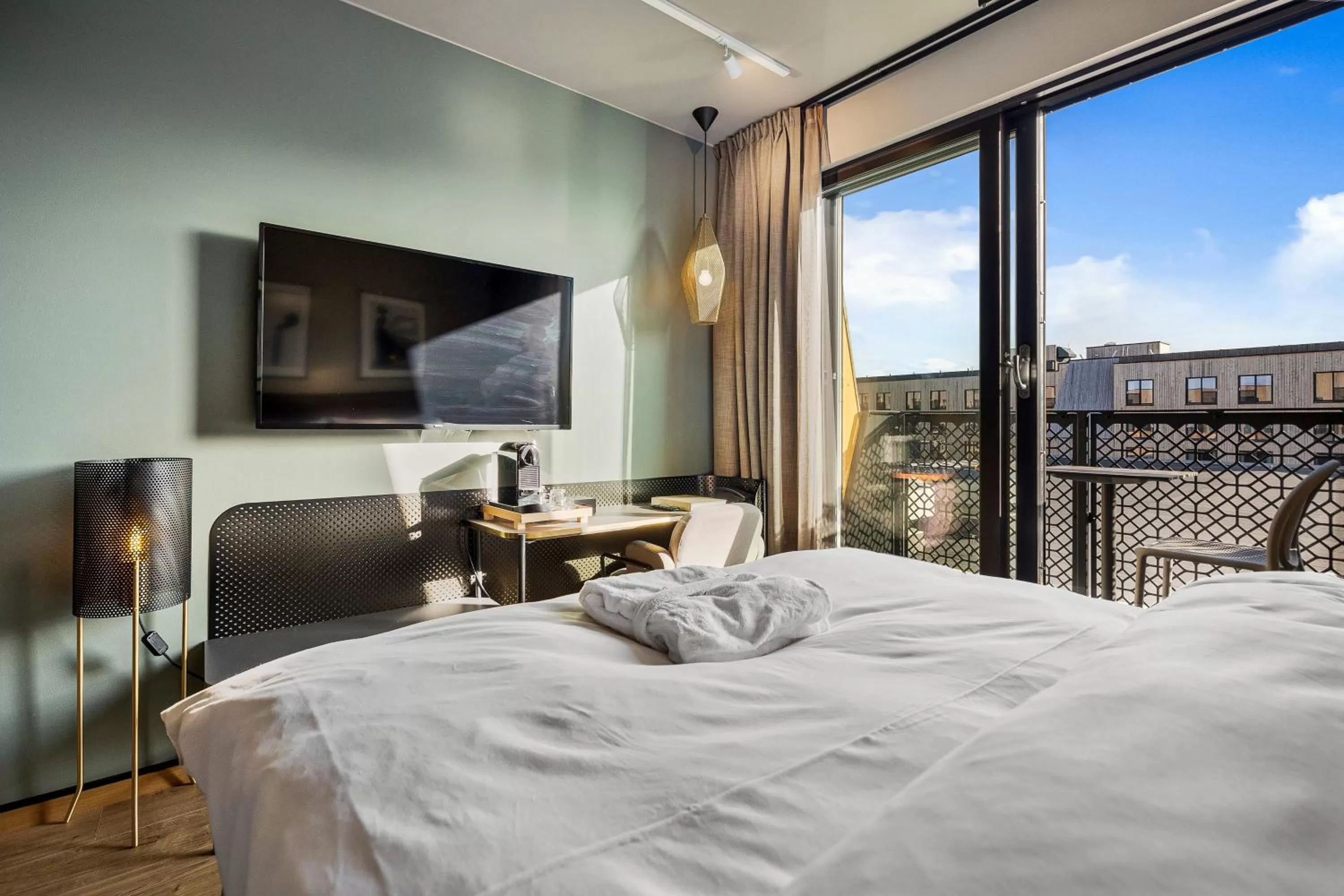 Bed in Lily Country Club