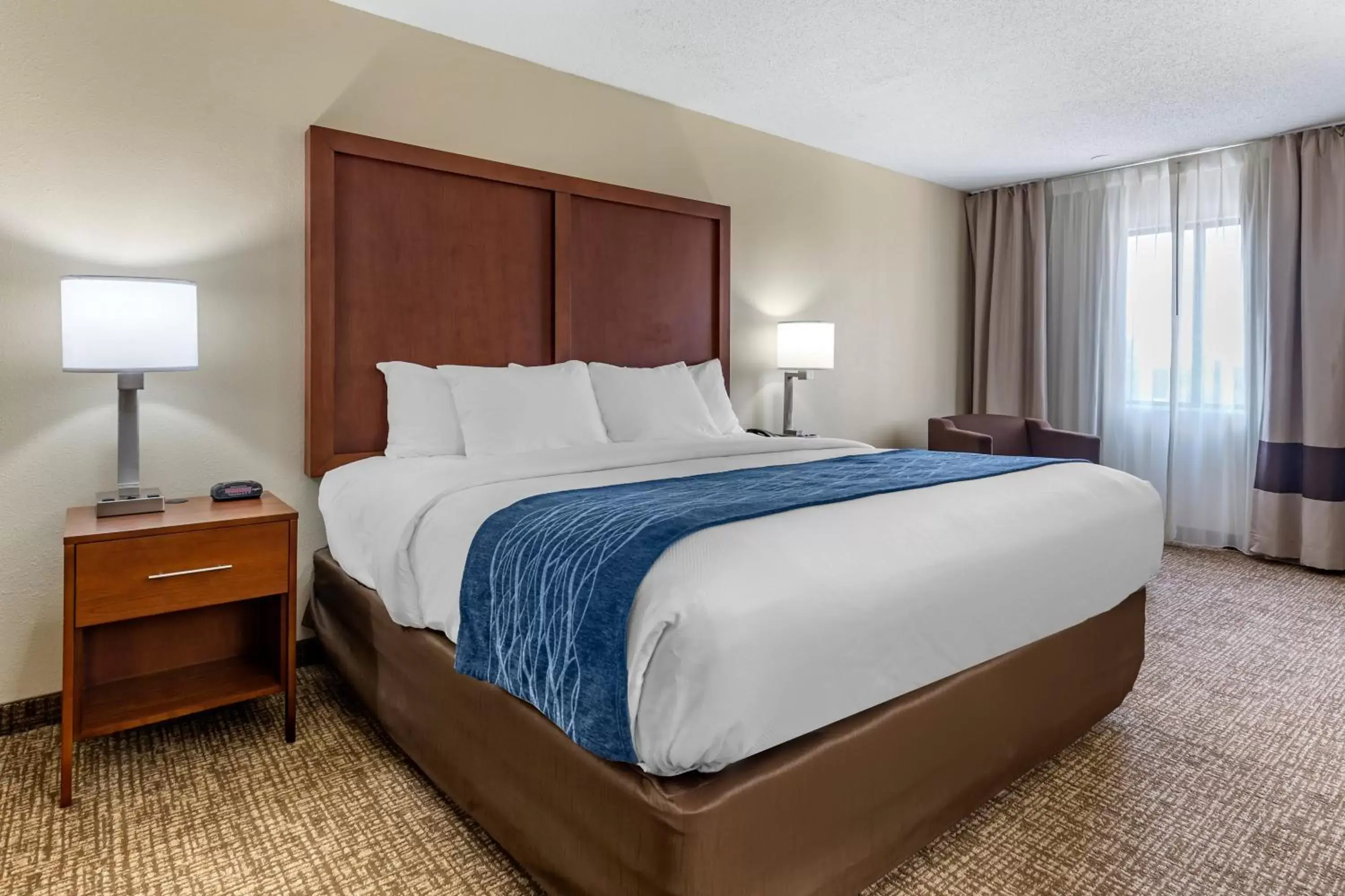 Bedroom, Bed in Comfort Inn & Suites Spring Lake - Fayetteville Near Fort Liberty