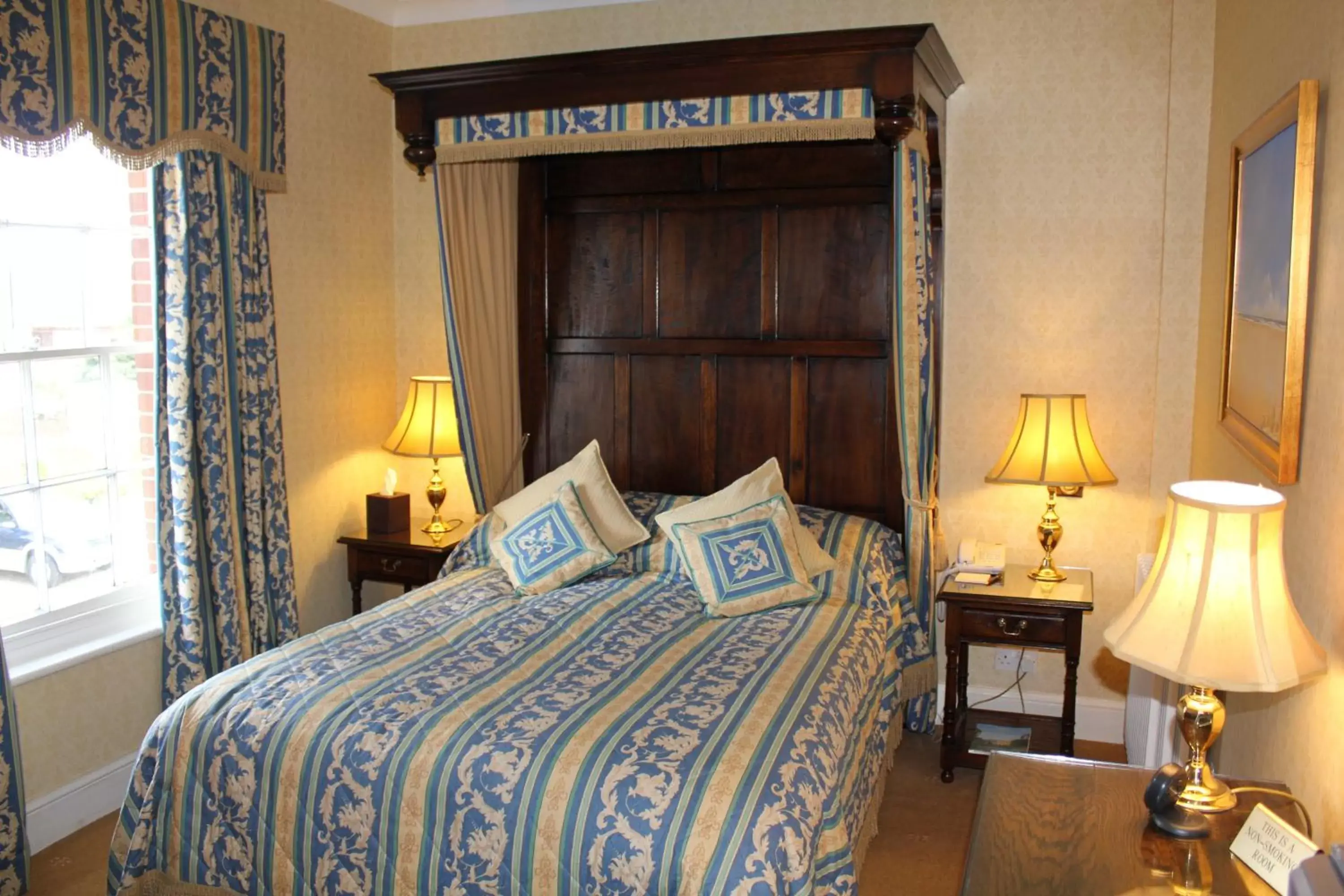 Double Room in Beechwood Hotel