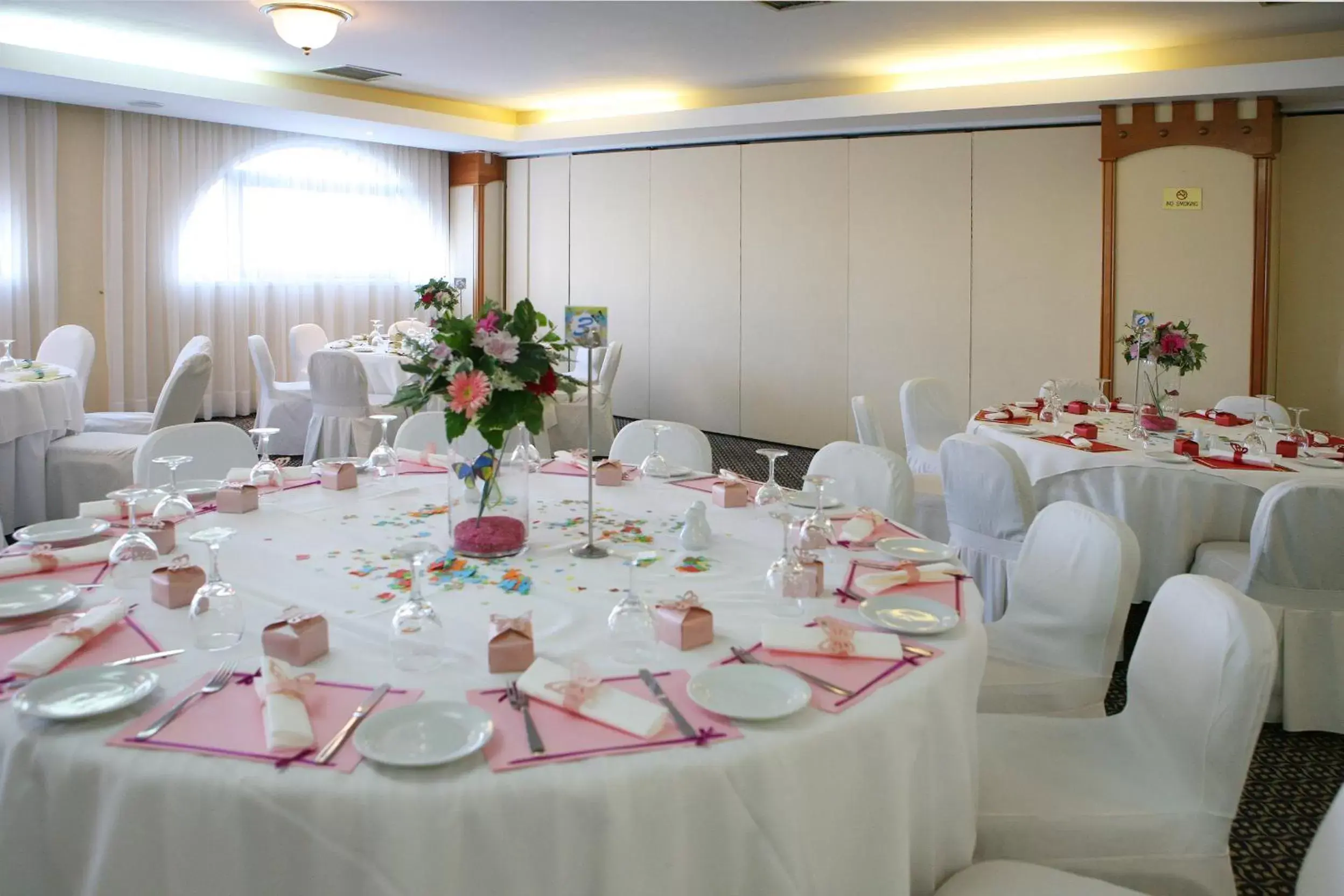 Banquet/Function facilities, Banquet Facilities in Navarria Blue Hotel