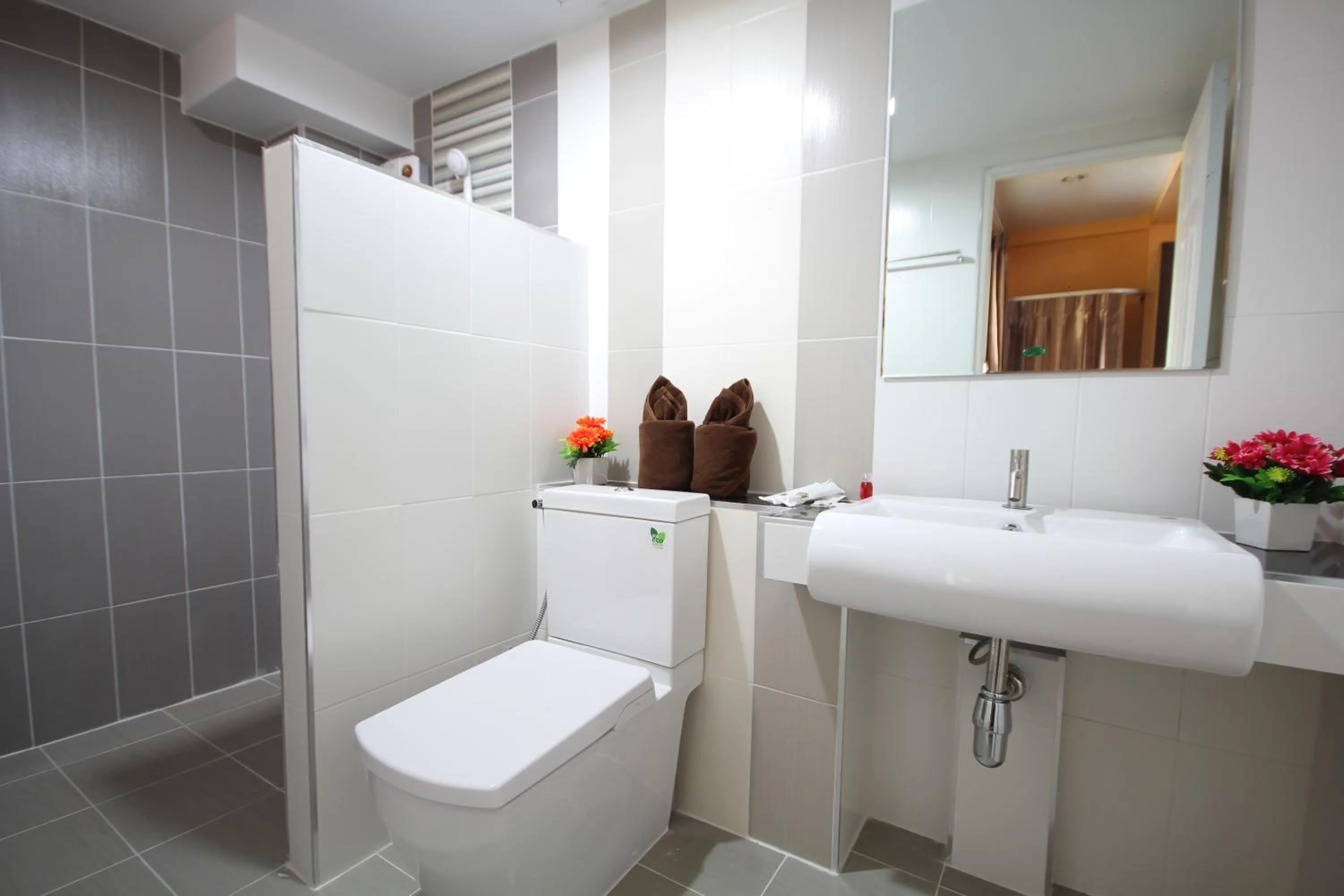 Toilet in Windsor Resort