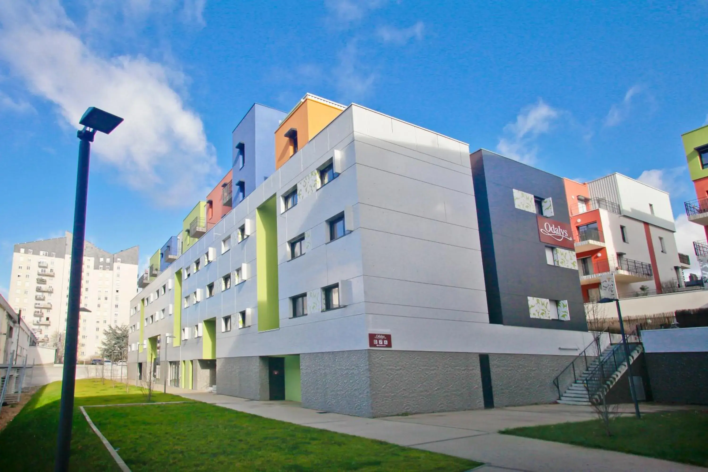 Facade/entrance, Property Building in Apparthotel Odalys Tours