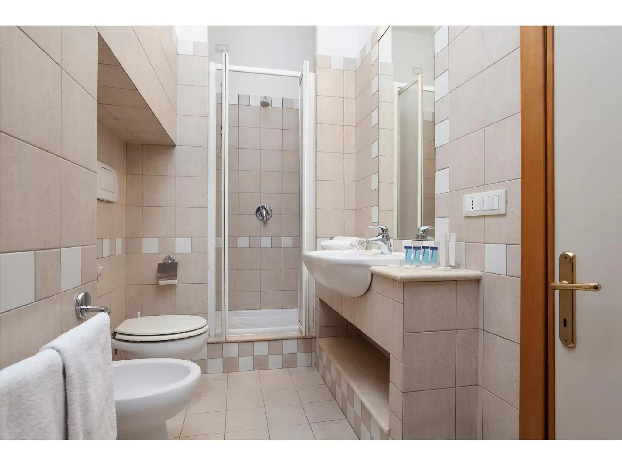 Other, Bathroom in Hotel Kennedy