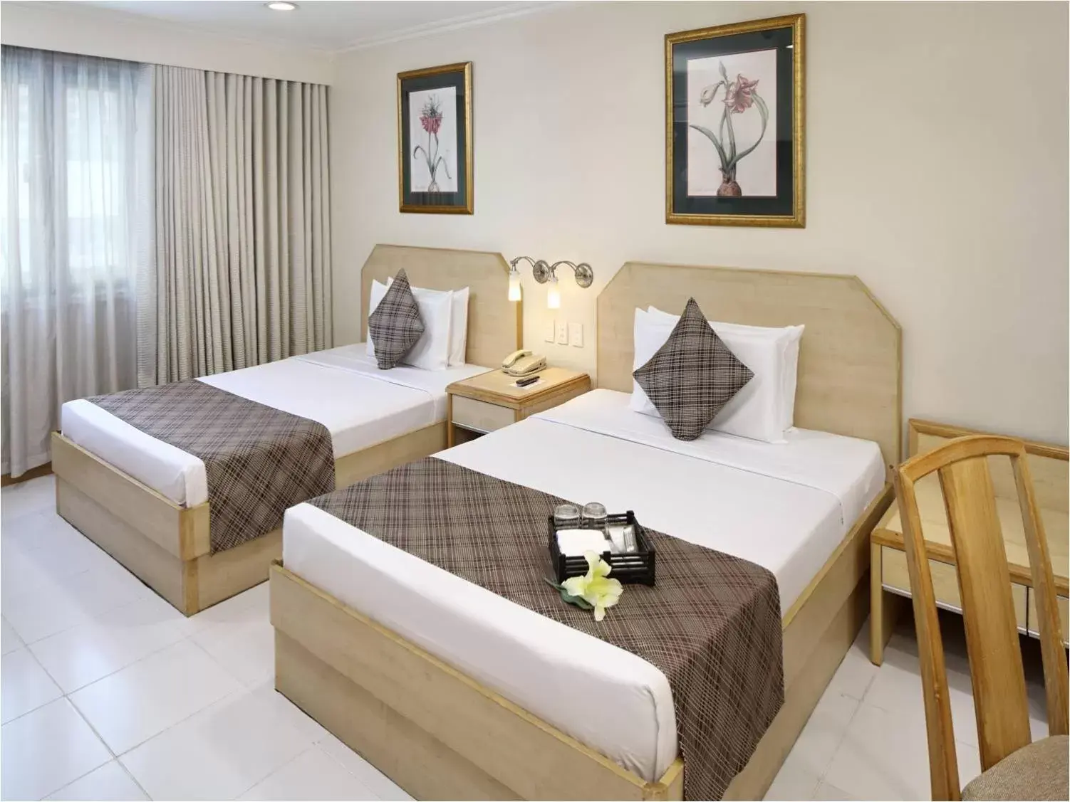 Bed in Manila Lotus Hotel