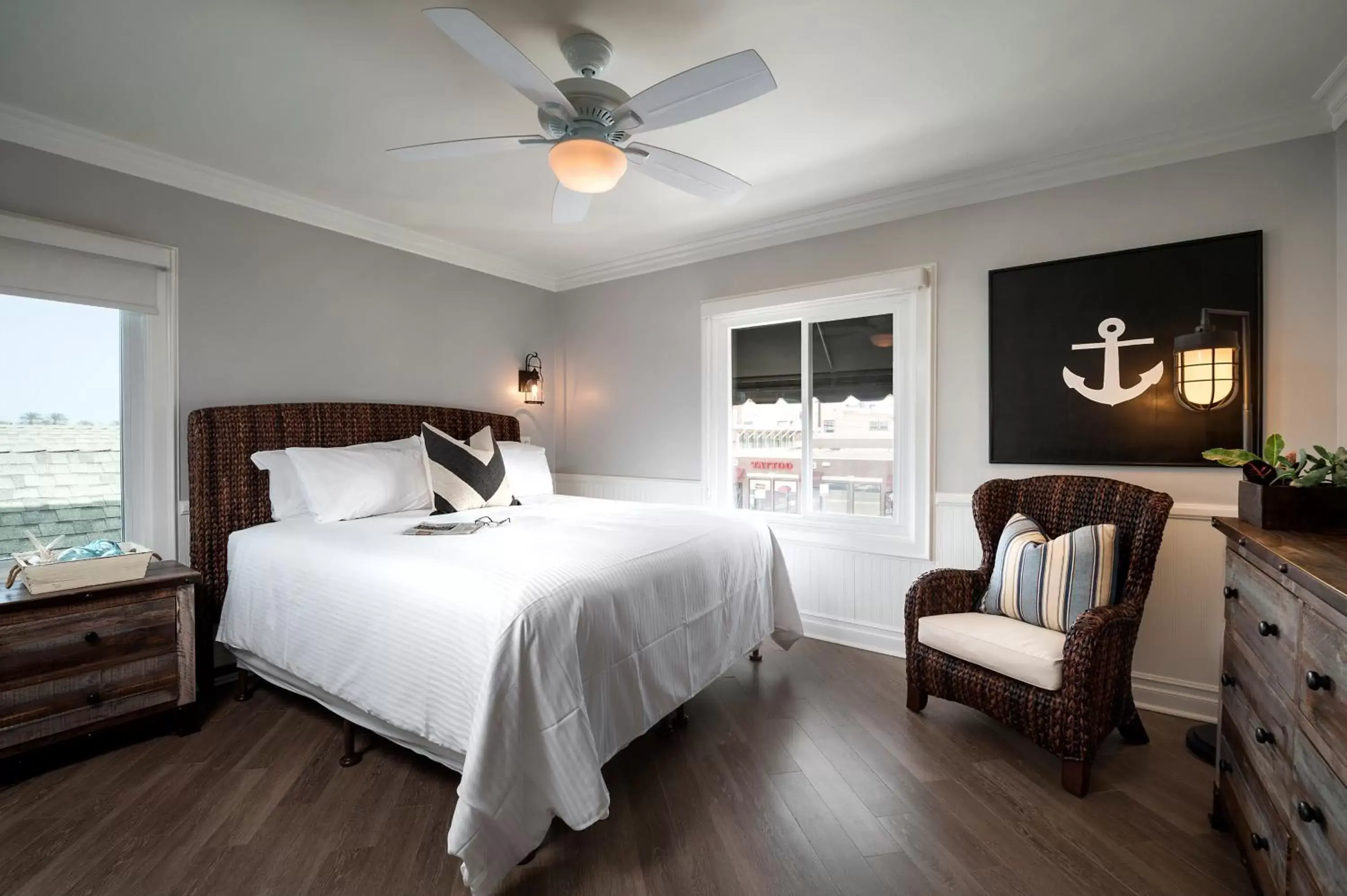Bedroom in Newport Beach Hotel