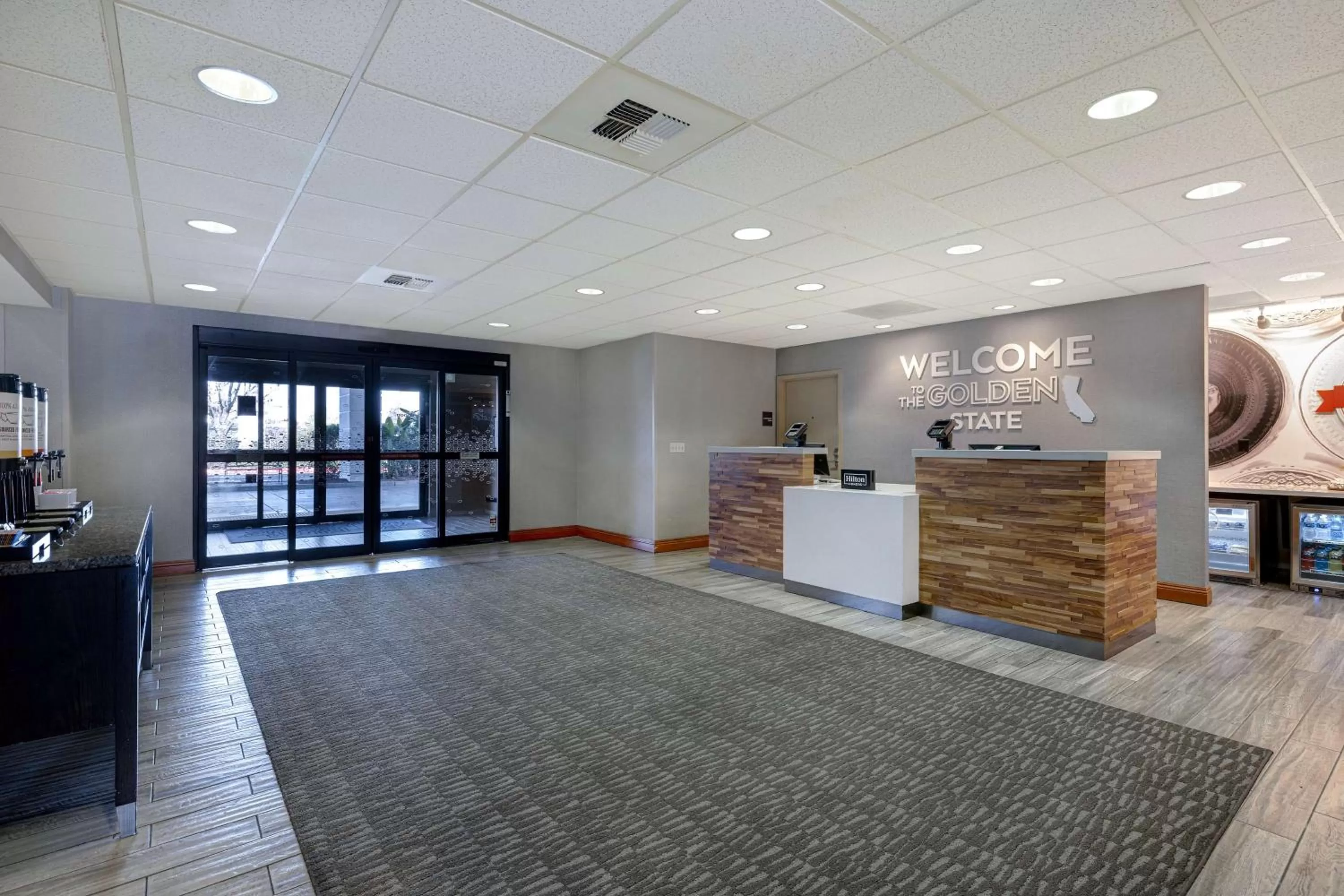 Lobby or reception in Hampton Inn & Suites Tulare