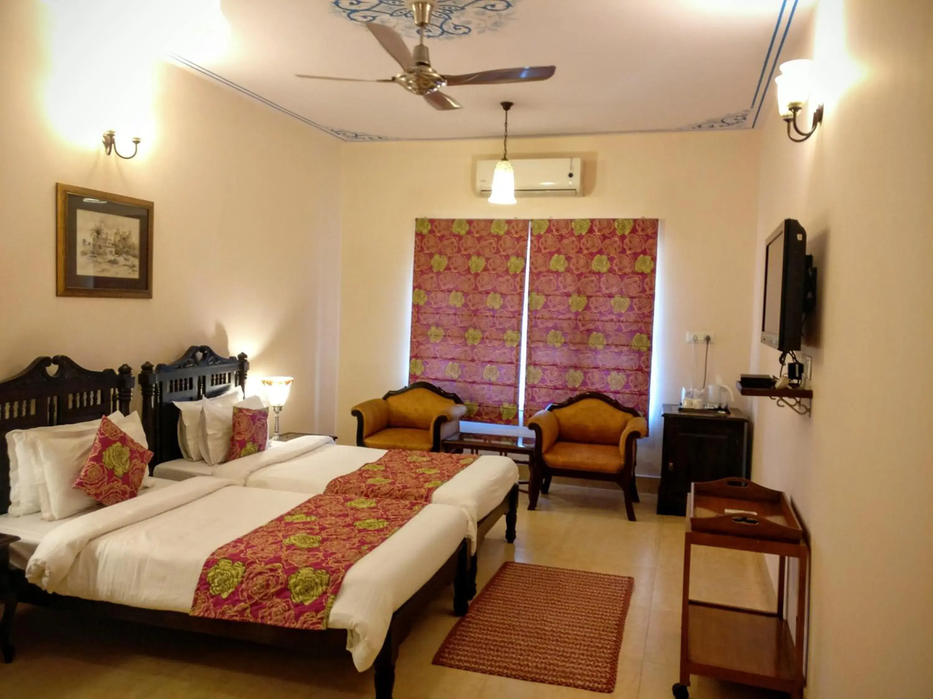 Photo of the whole room in Suryaa Villa Jaipur - A Boutique Heritage Haveli