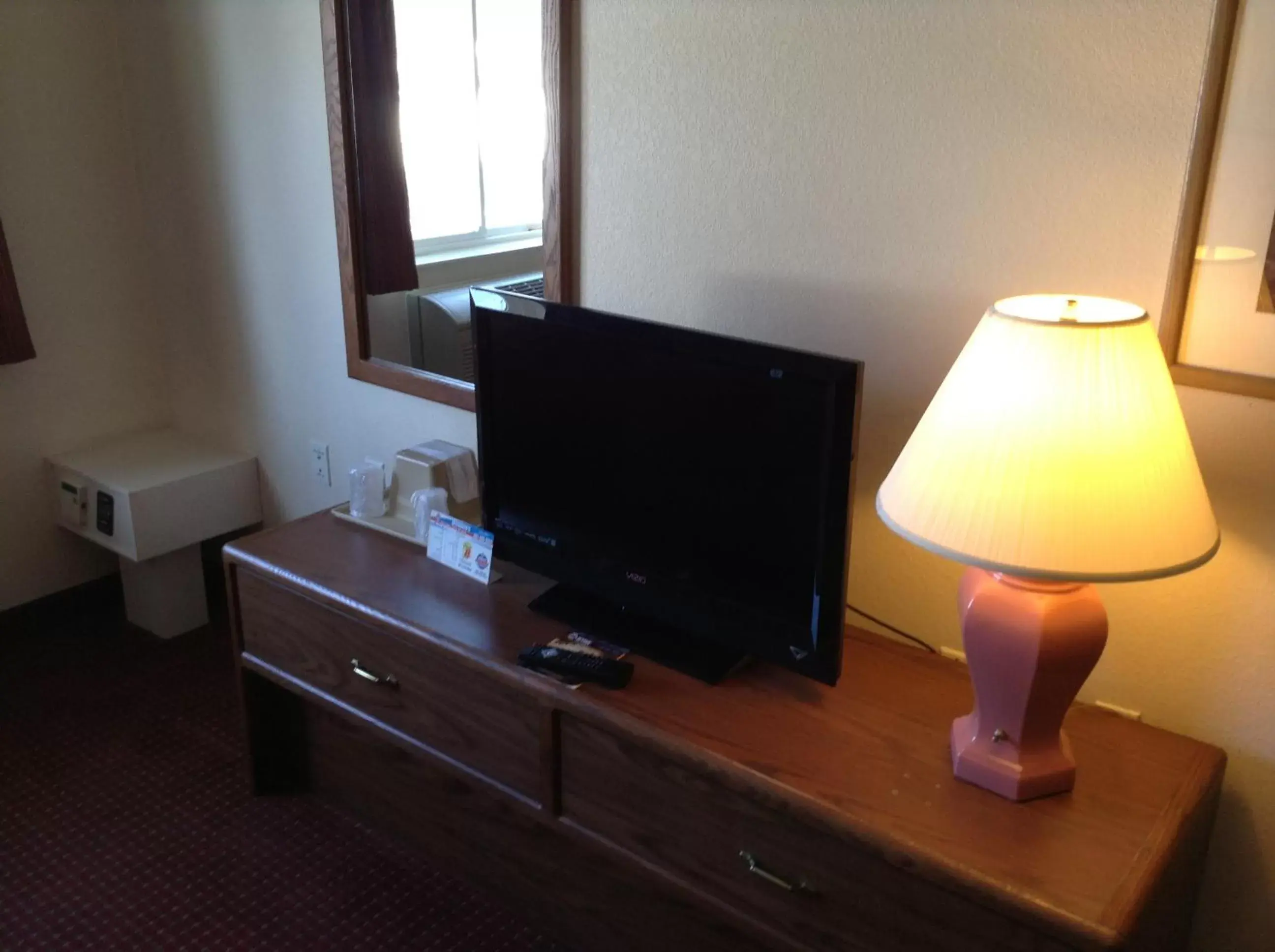TV and multimedia, TV/Entertainment Center in Super 8 by Wyndham Salt Lake City Airport