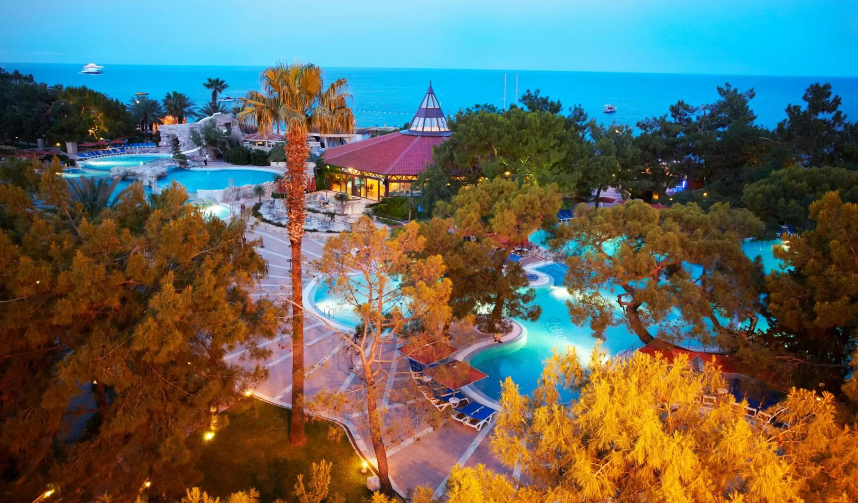 Pool View in Martı Myra