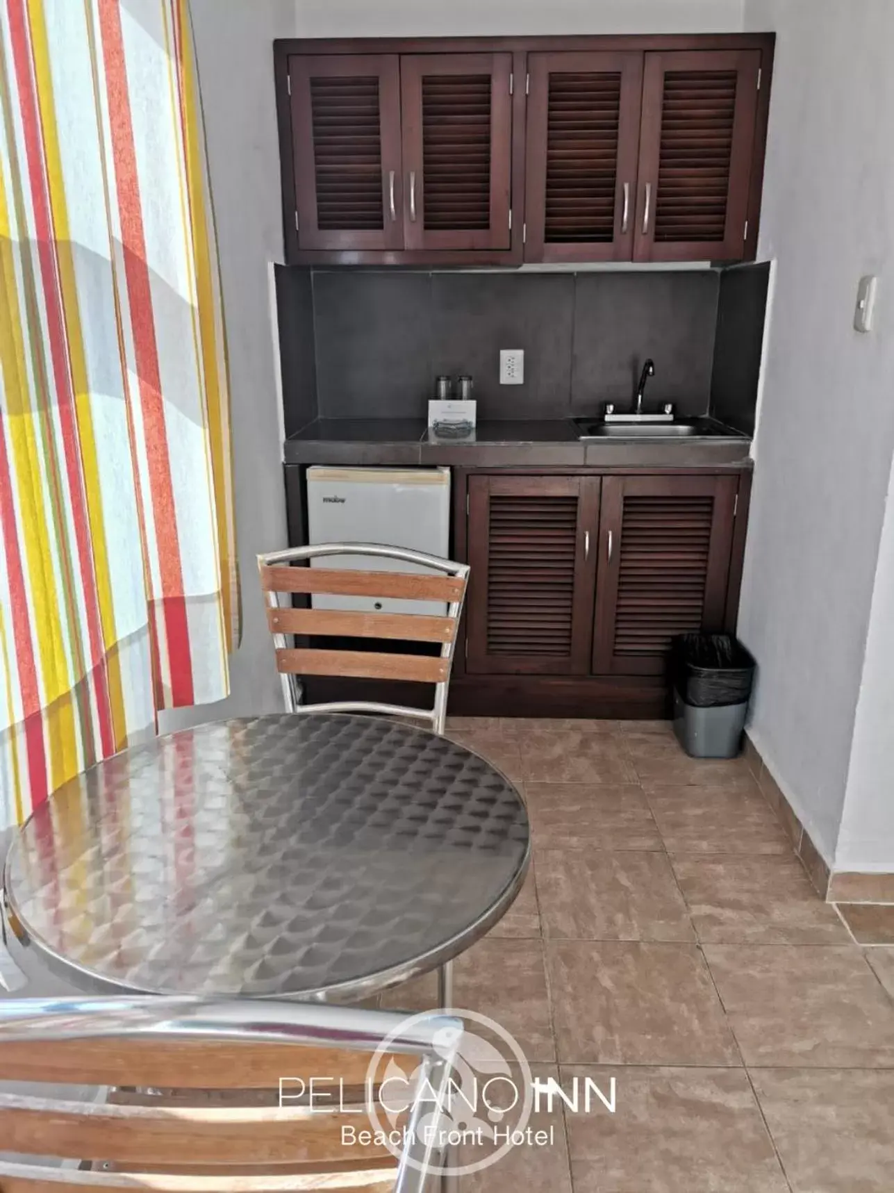 Dining area in Pelicano Inn Playa del Carmen - Beachfront Hotel