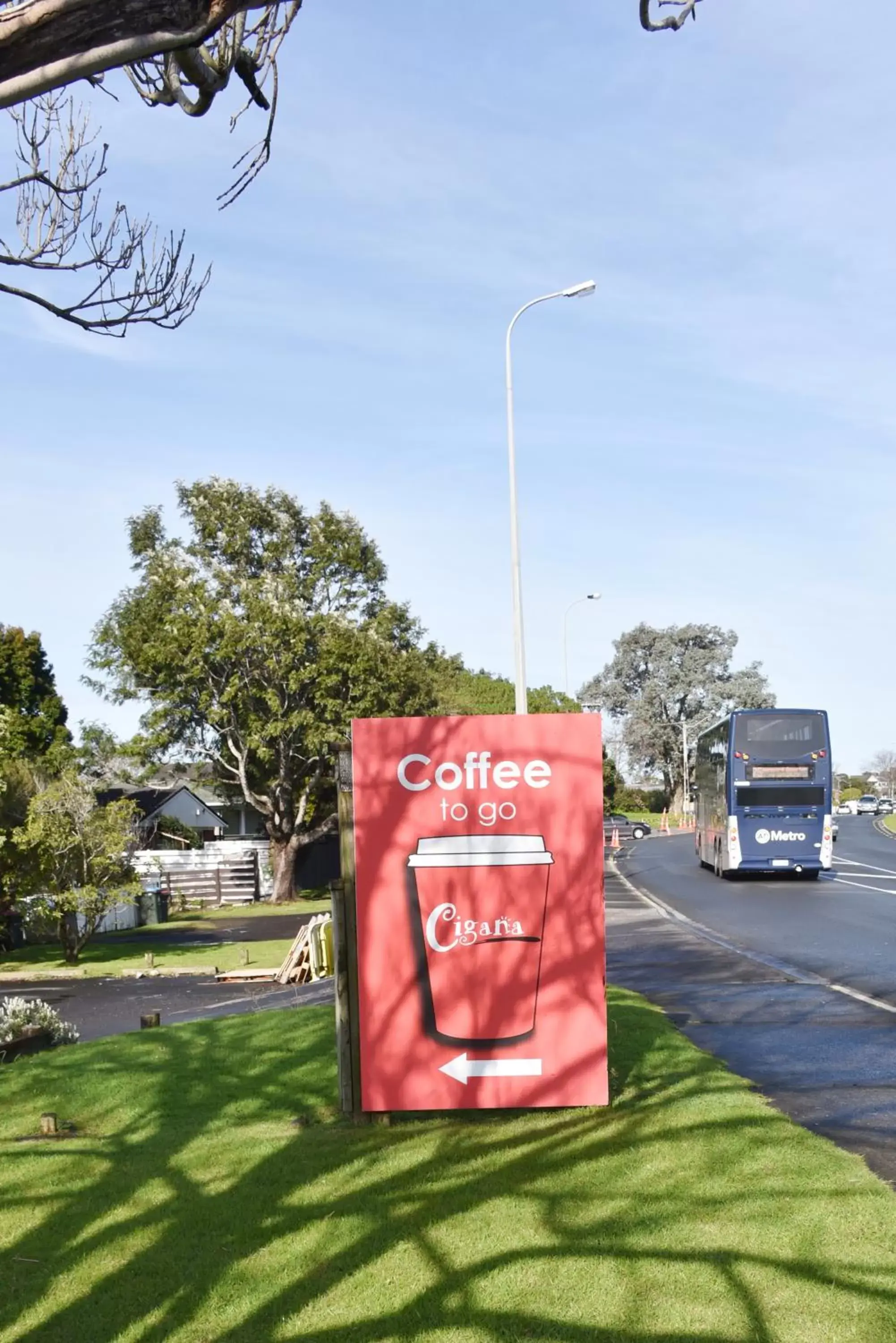 Restaurant/places to eat in Regal Residency Restaurant/places to eat in Regal Residency