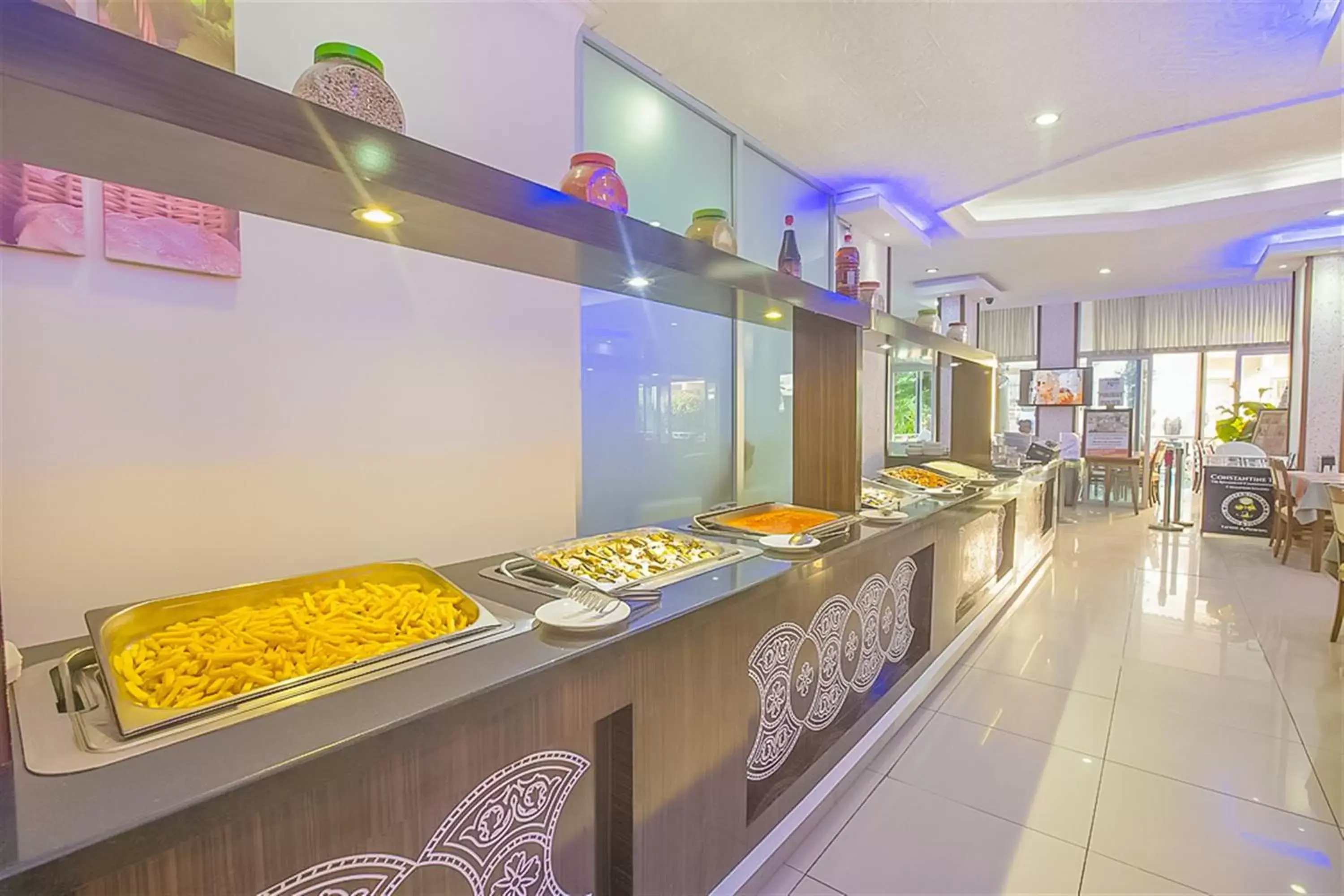 Restaurant/places to eat in Kleopatra Arsi Hotel