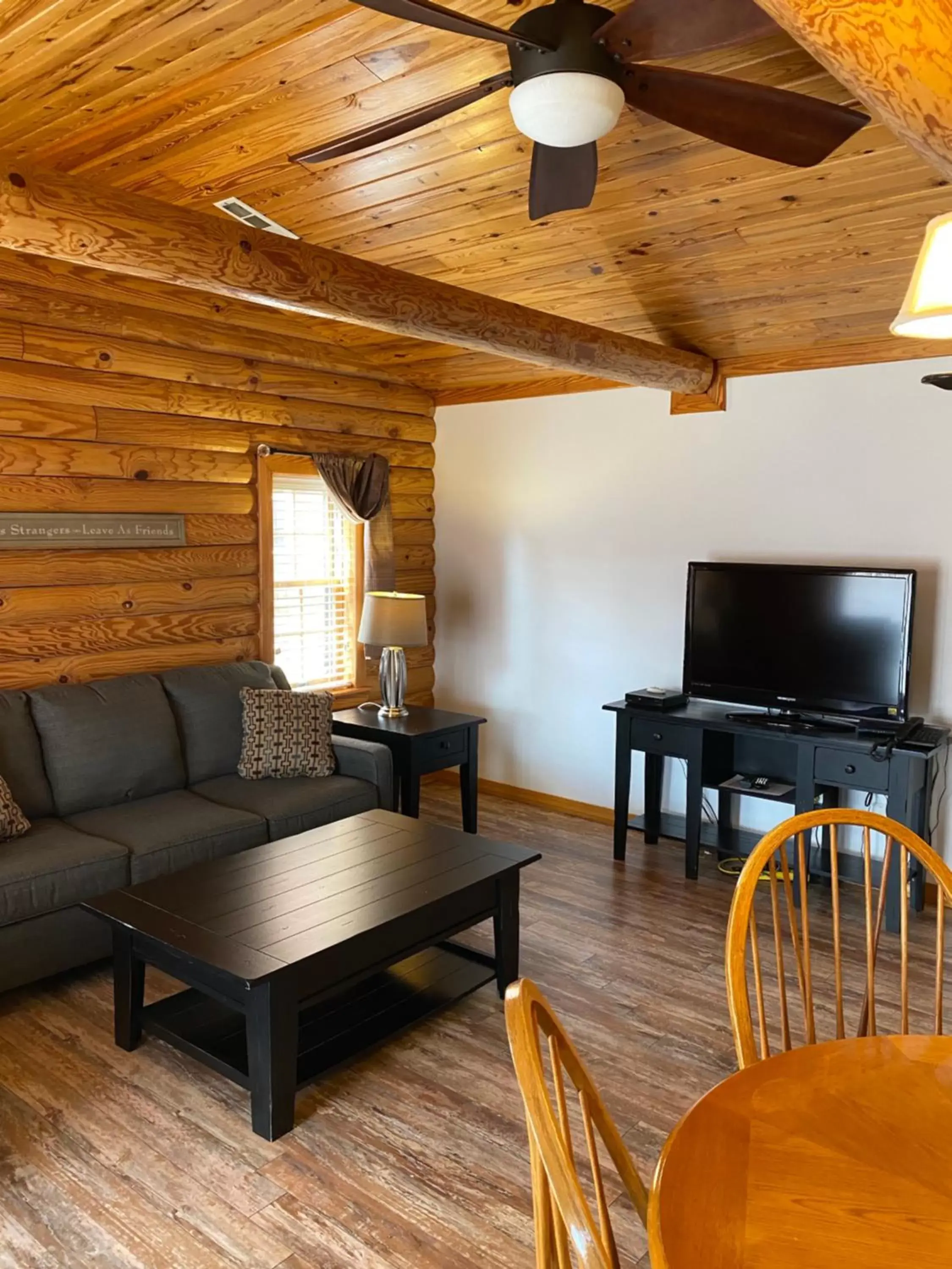 Living room, Seating Area in Crown Lake Resort & RV
