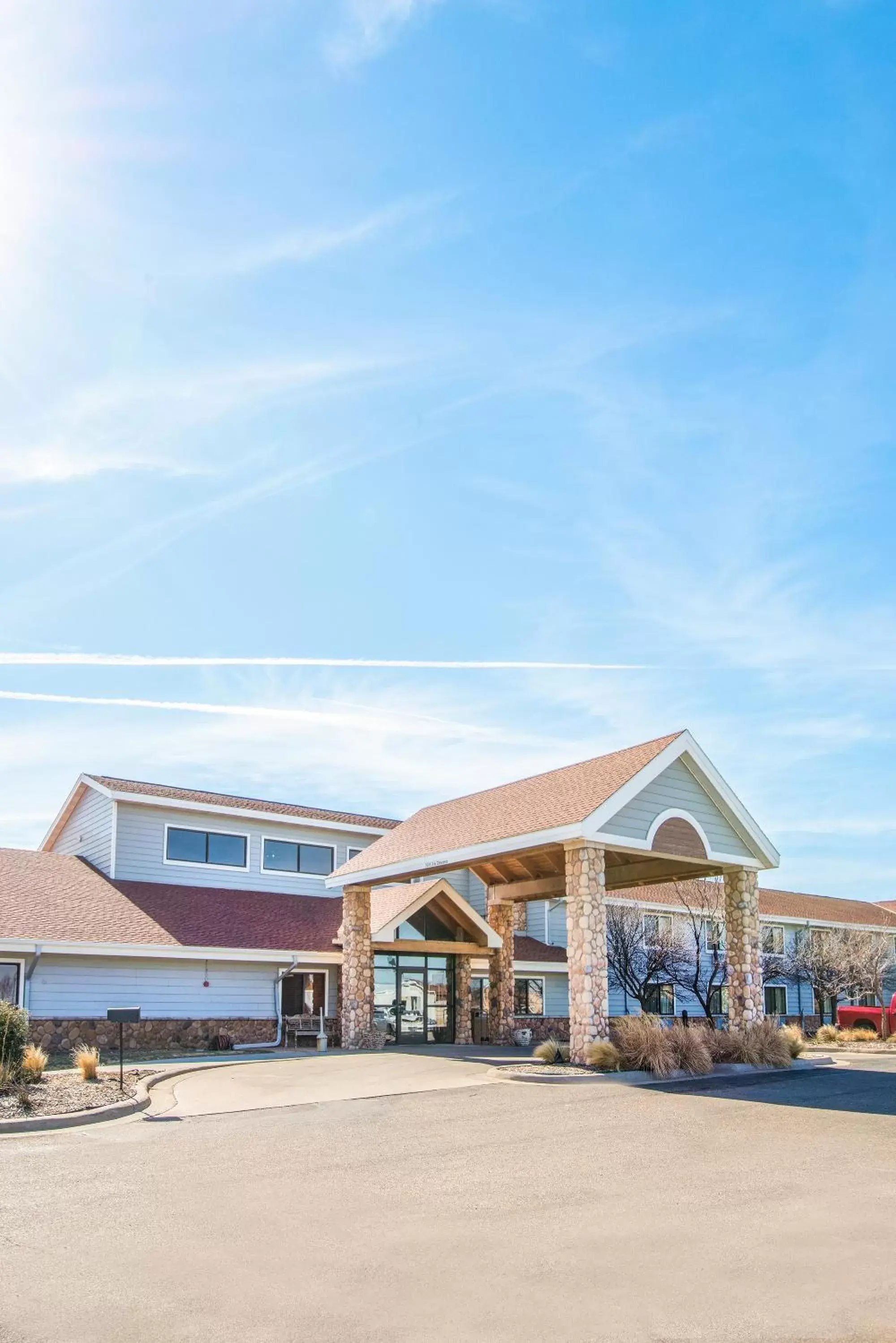 Facade/entrance, Property Building in AmericInn by Wyndham Pampa Event Center