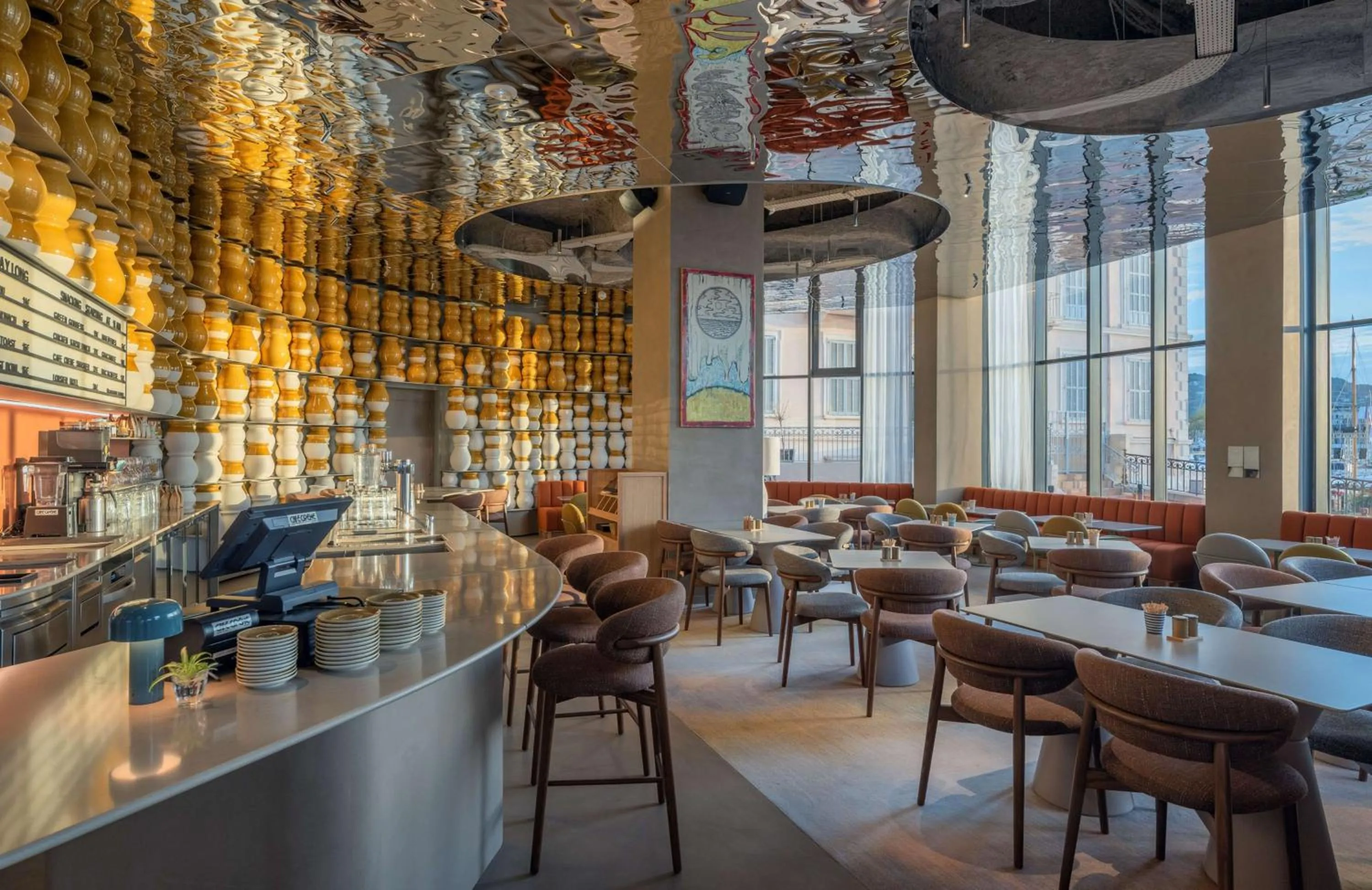 Restaurant/places to eat in Canopy by Hilton Cannes