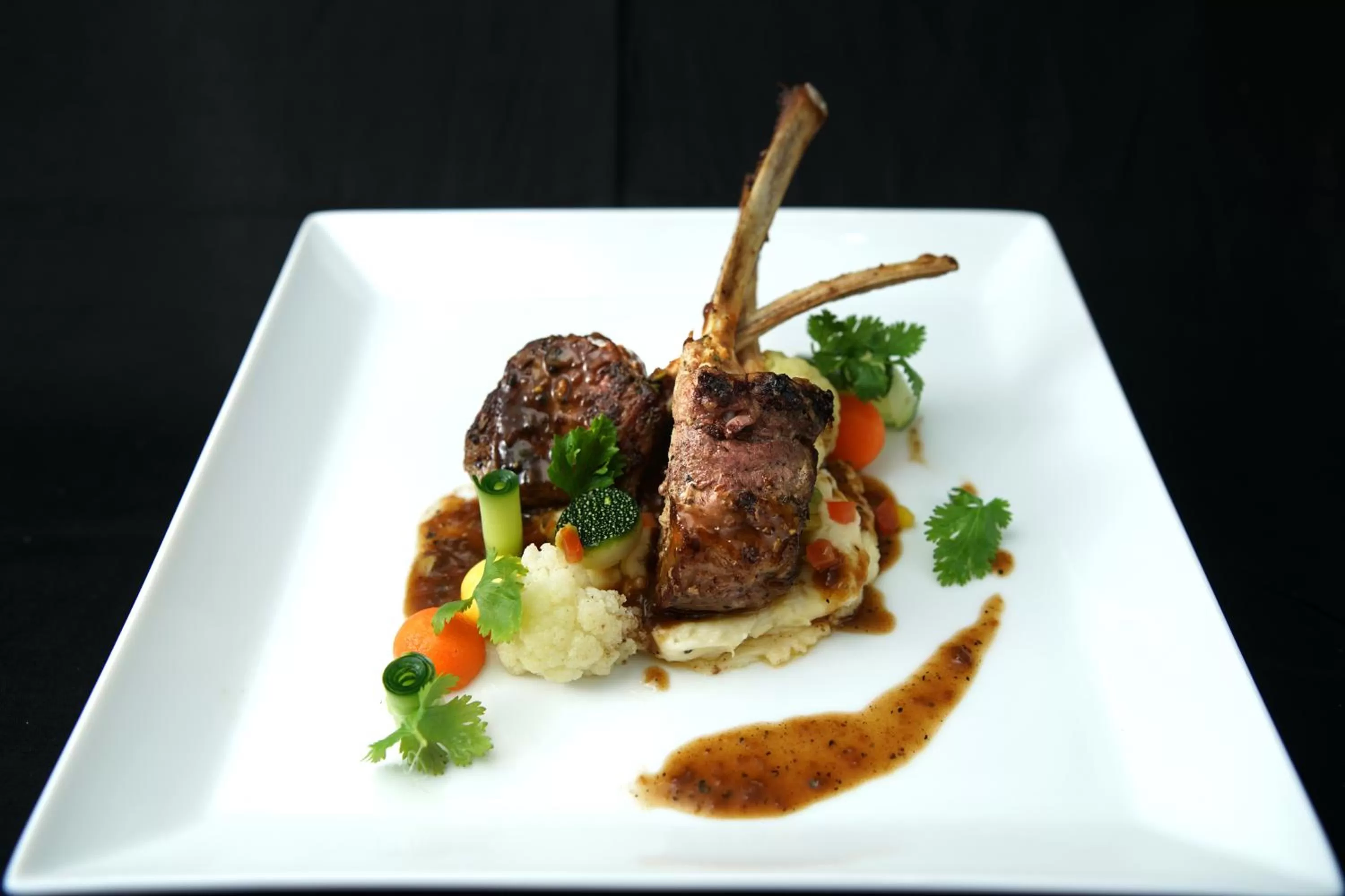 Food in Olinia Airport Hotel